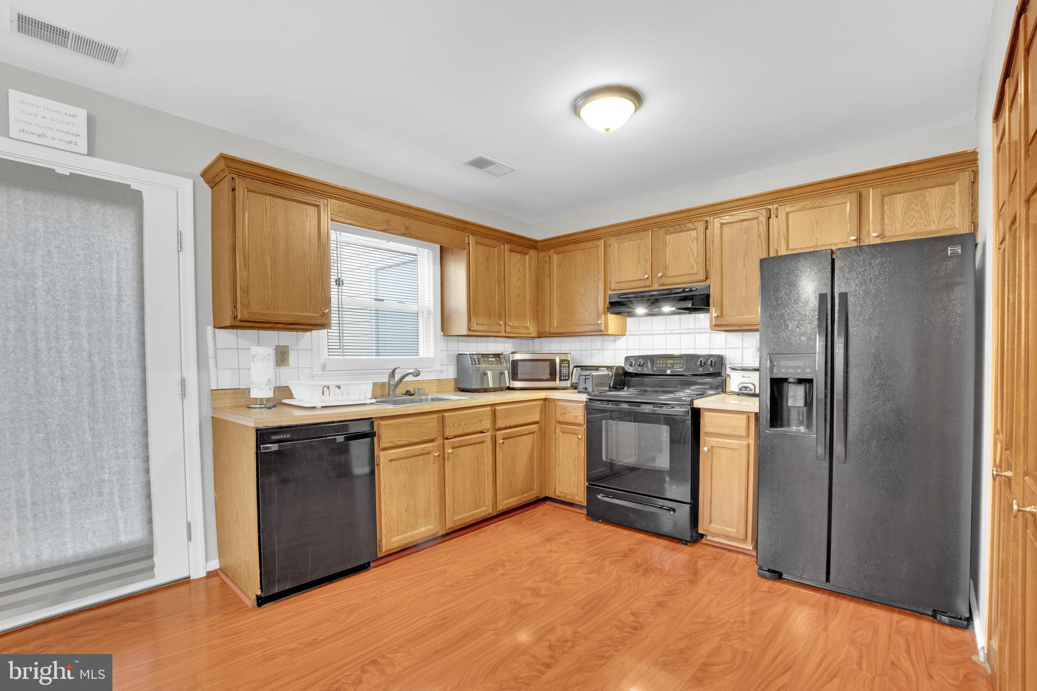 SENTRY WOODS - Residential