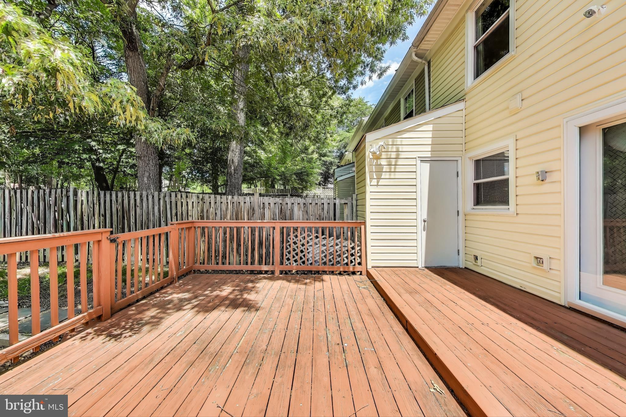 SENTRY WOODS - Residential