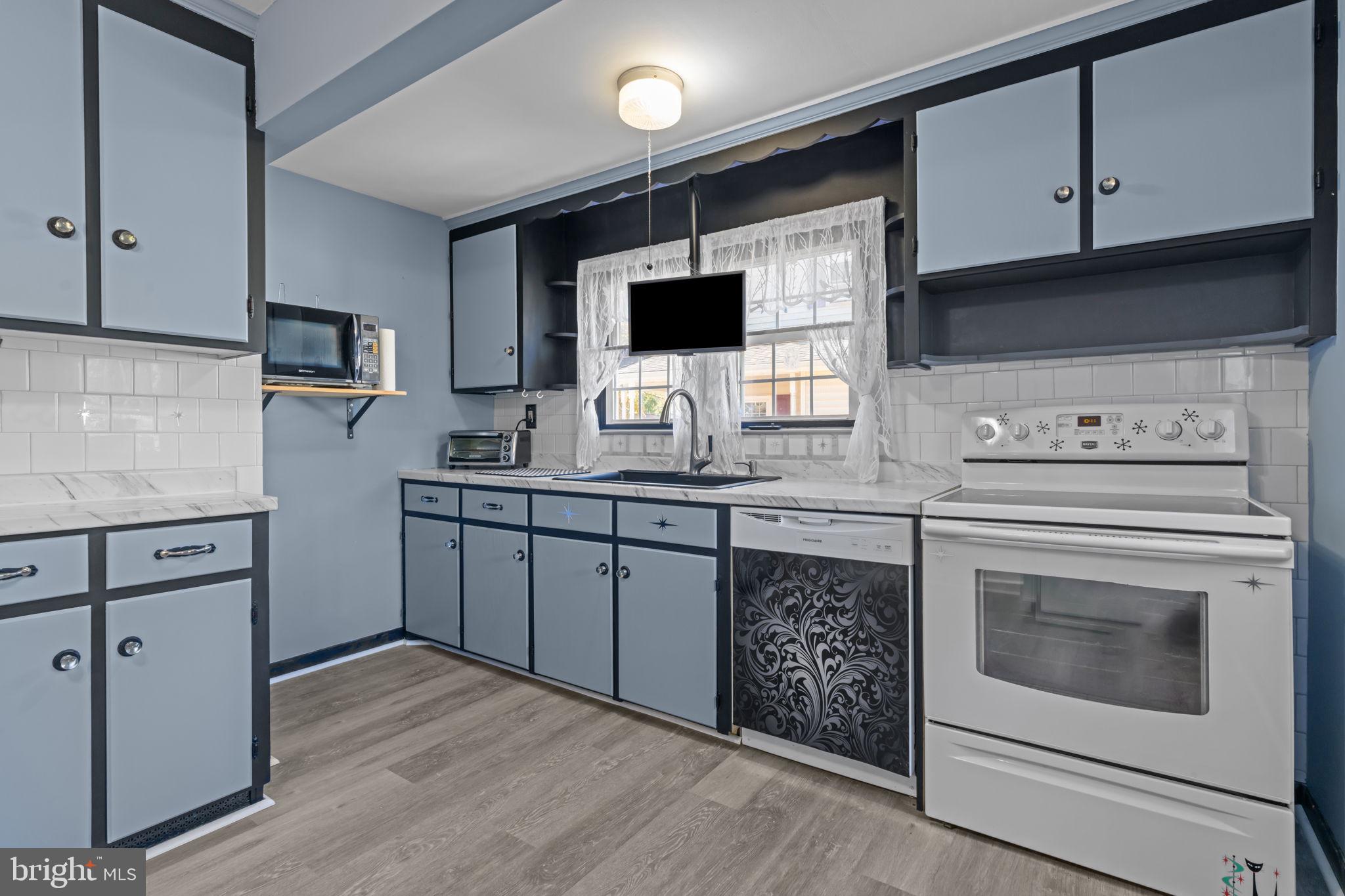 WEST BRISTOL - Residential