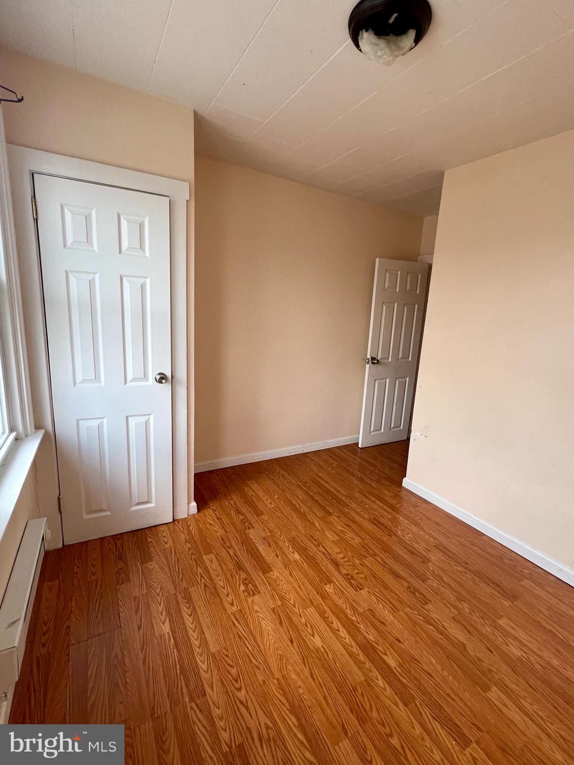 OXFORD CIRCLE - Residential