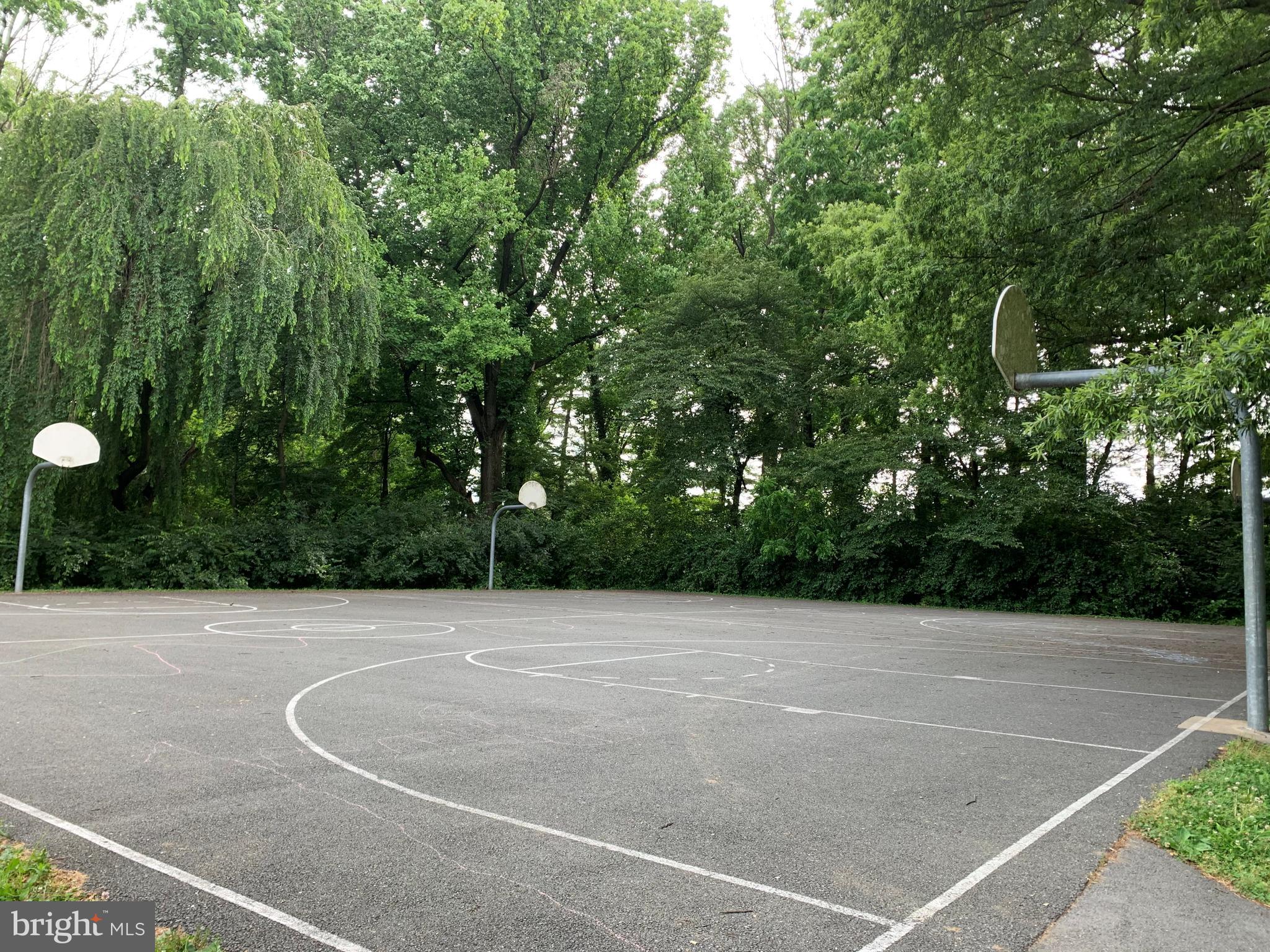 WHITE FLINT PARK - Residential