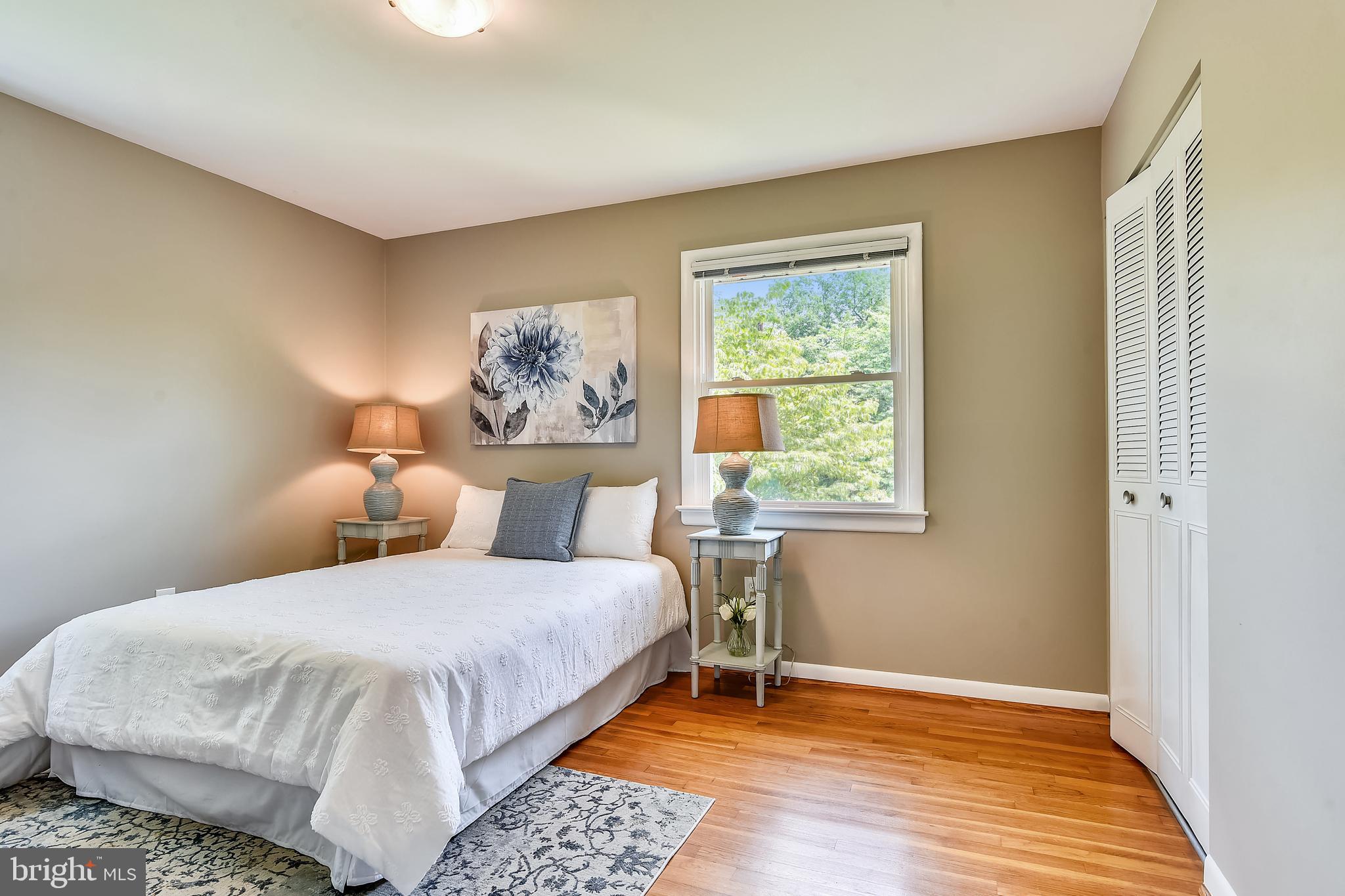 WHITE FLINT PARK - Residential