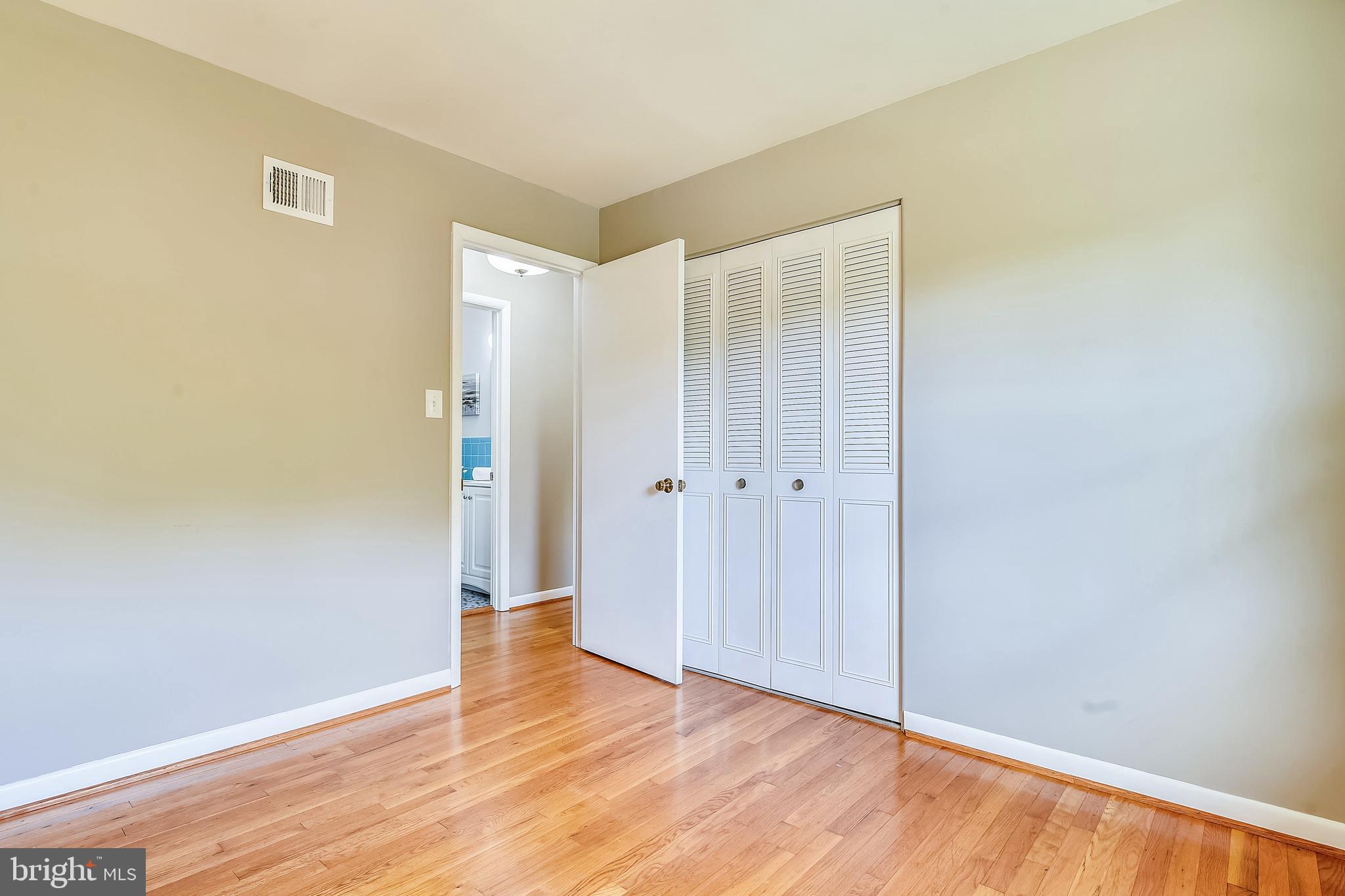 WHITE FLINT PARK - Residential