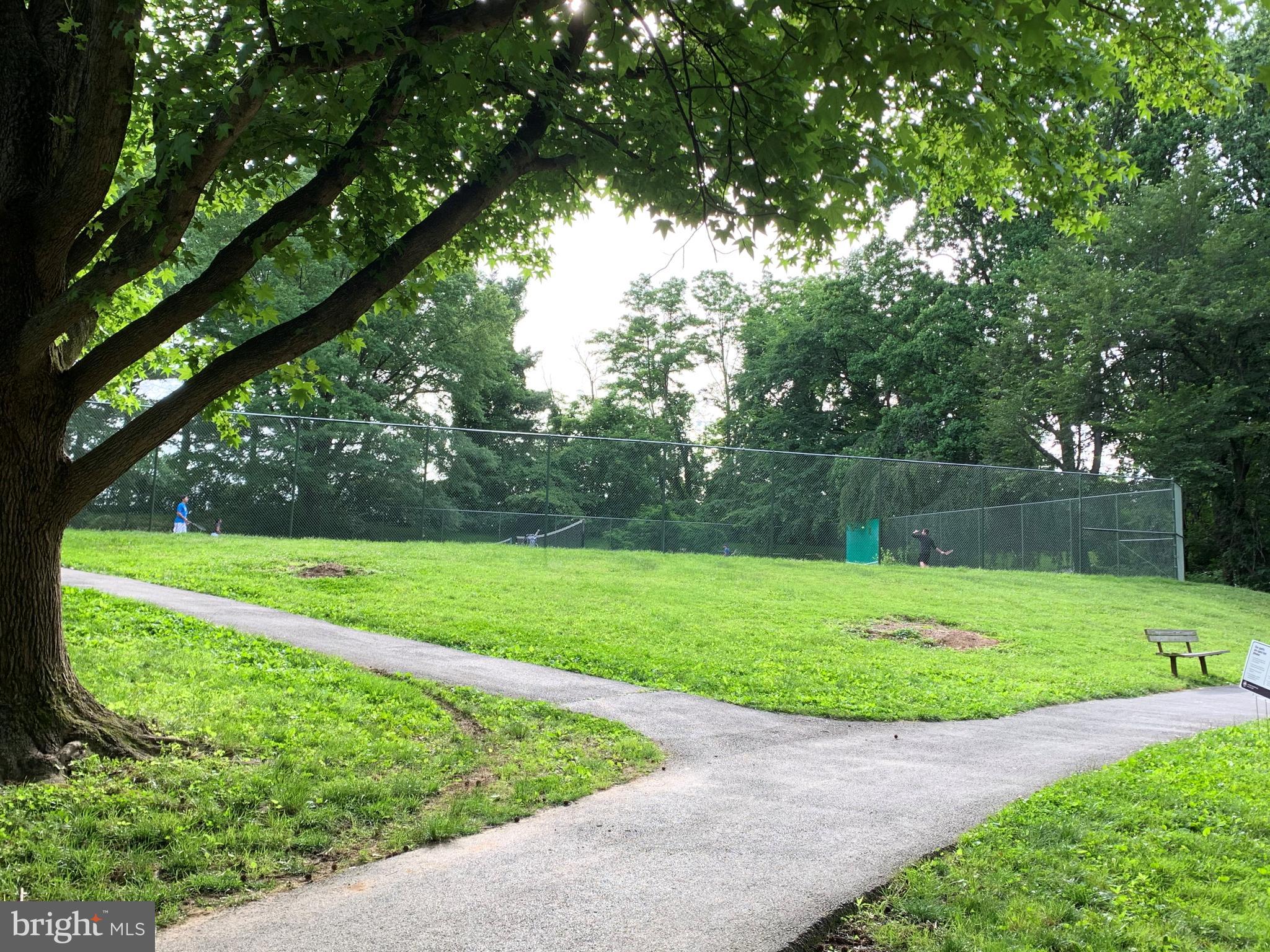 WHITE FLINT PARK - Residential