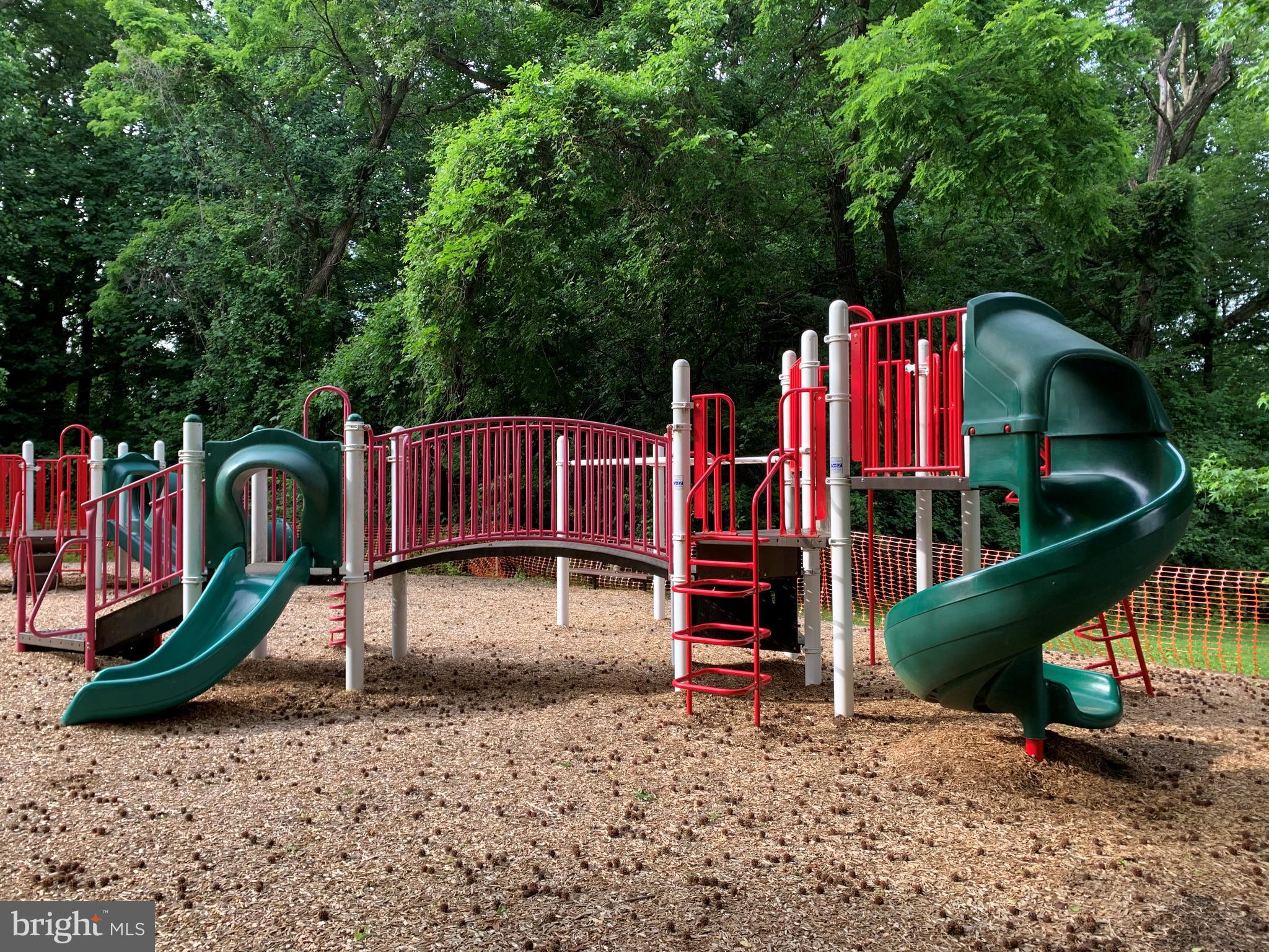 WHITE FLINT PARK - Residential