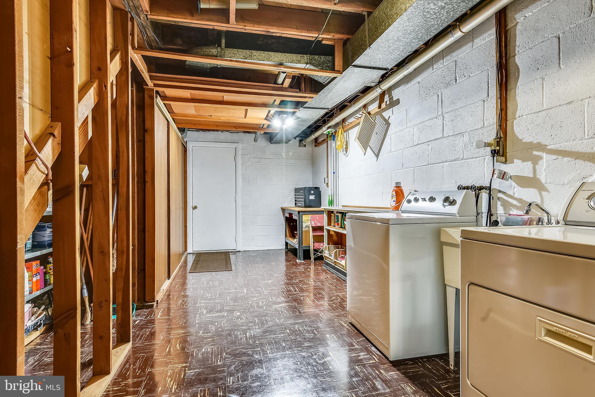 WHITE FLINT PARK - Residential