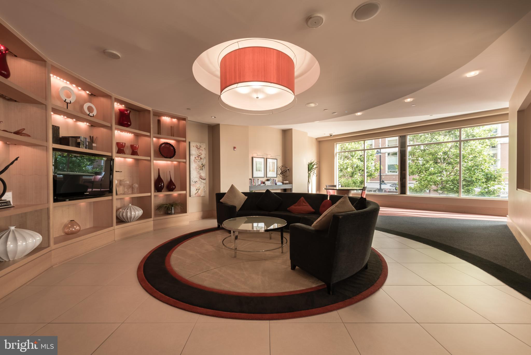 ONE NATIONAL HARBOR CONDOMINIUM - Residential Lease