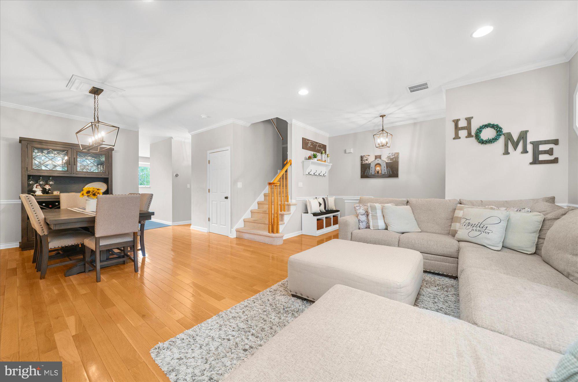 45 CUMMINGTON LANE
