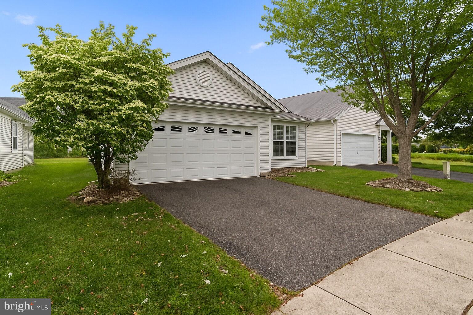 64 MIRAGE BOULEVARD