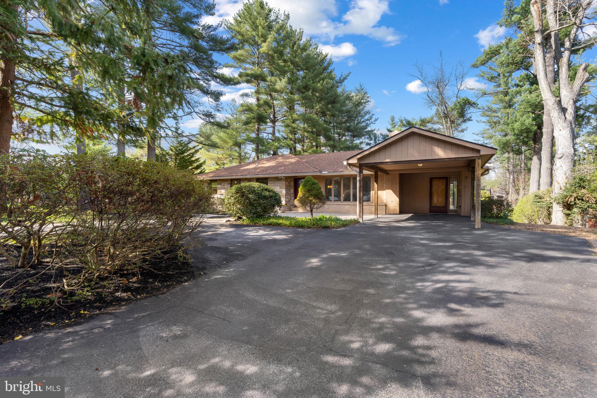 GLEN BROOK - Residential