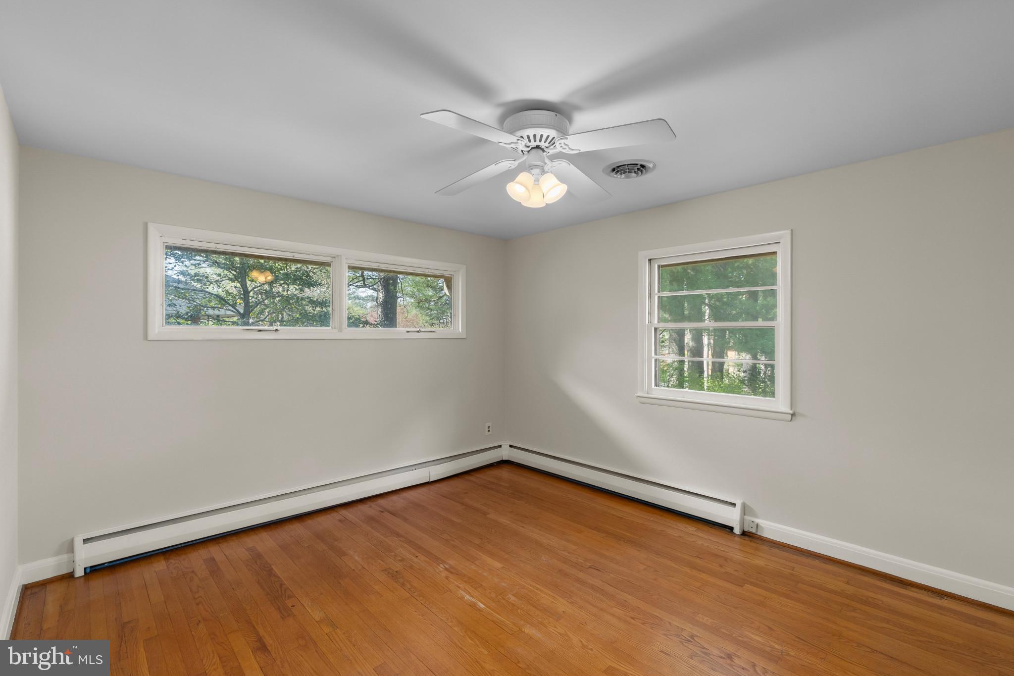 GLEN BROOK - Residential