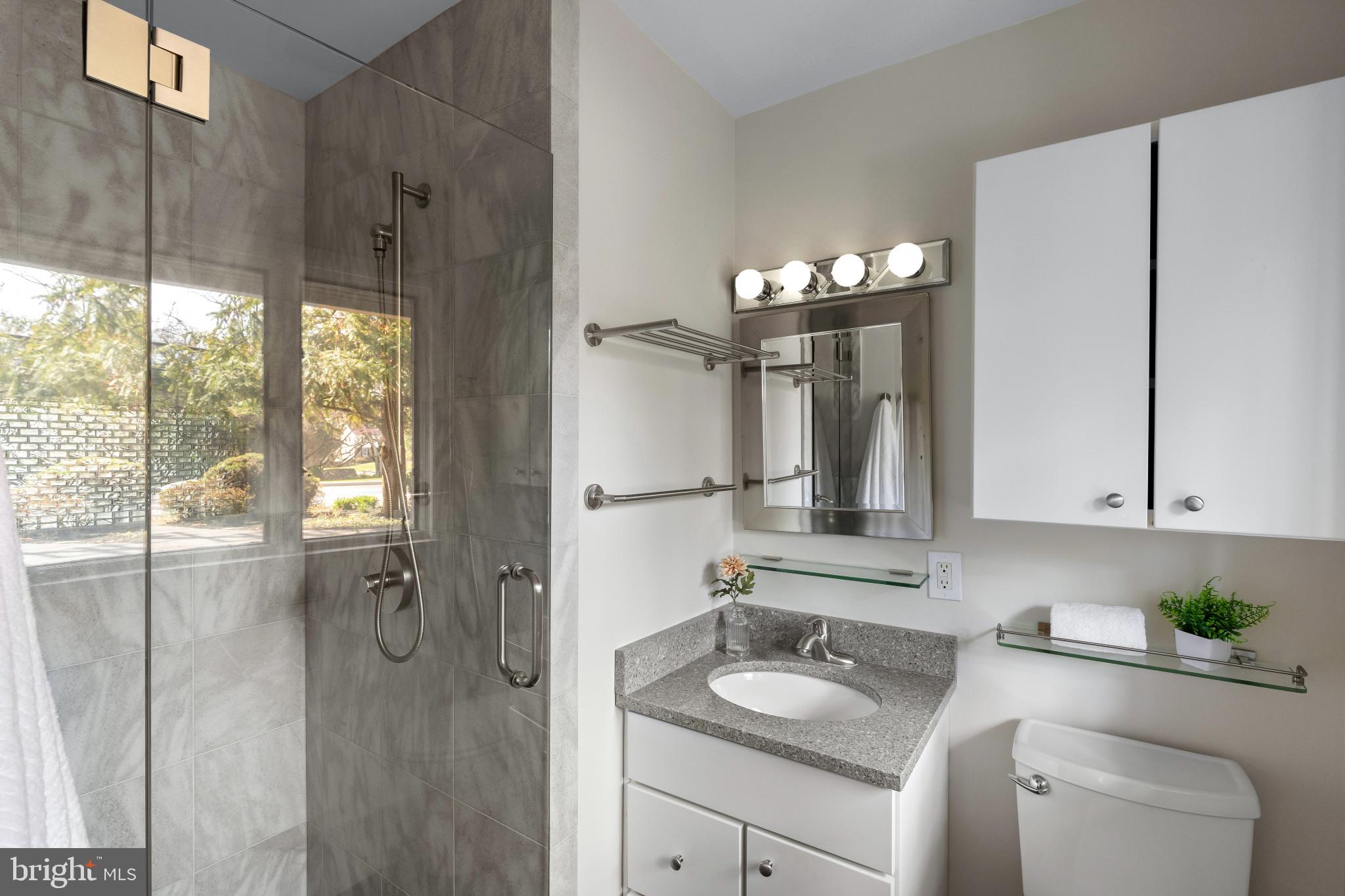 GLEN BROOK - Residential