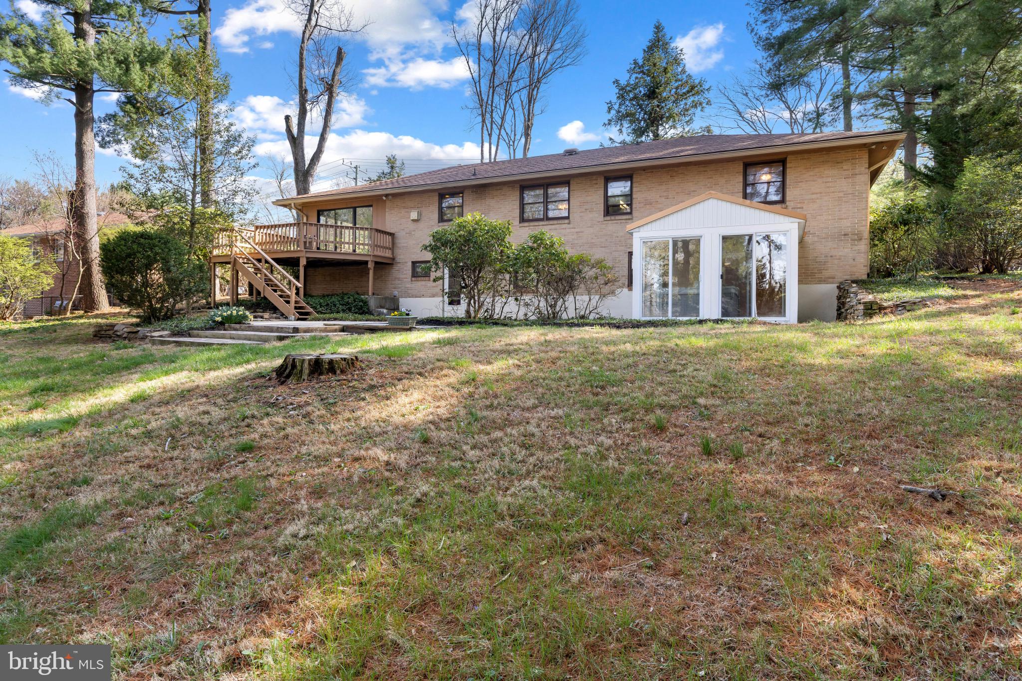 GLEN BROOK - Residential