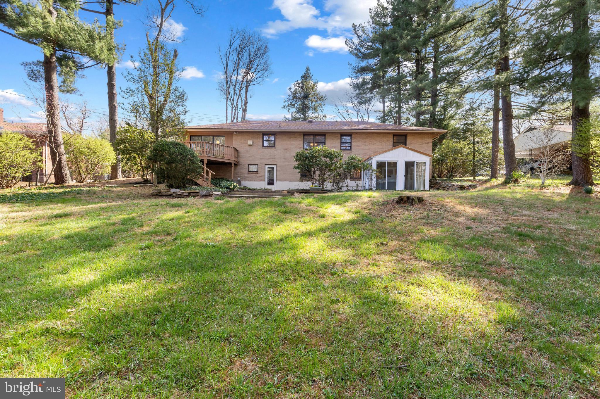 GLEN BROOK - Residential