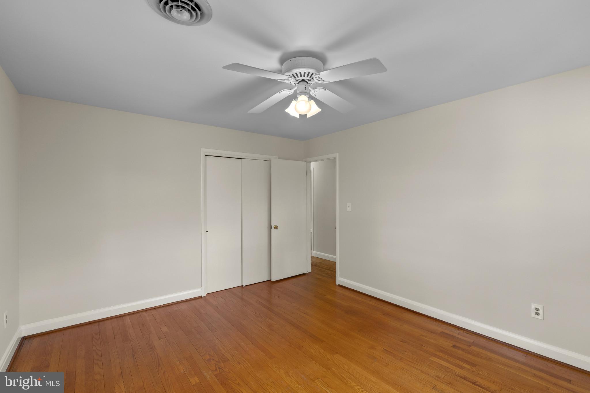 GLEN BROOK - Residential