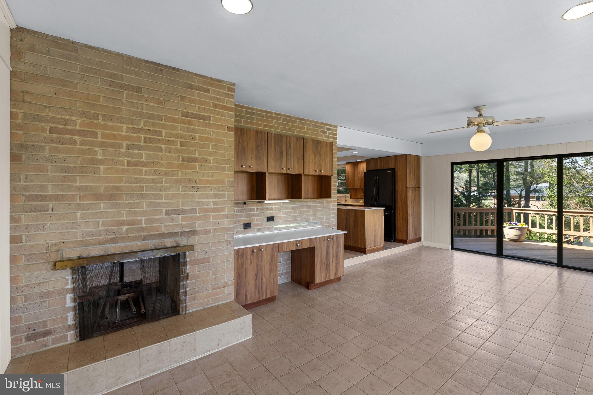 GLEN BROOK - Residential