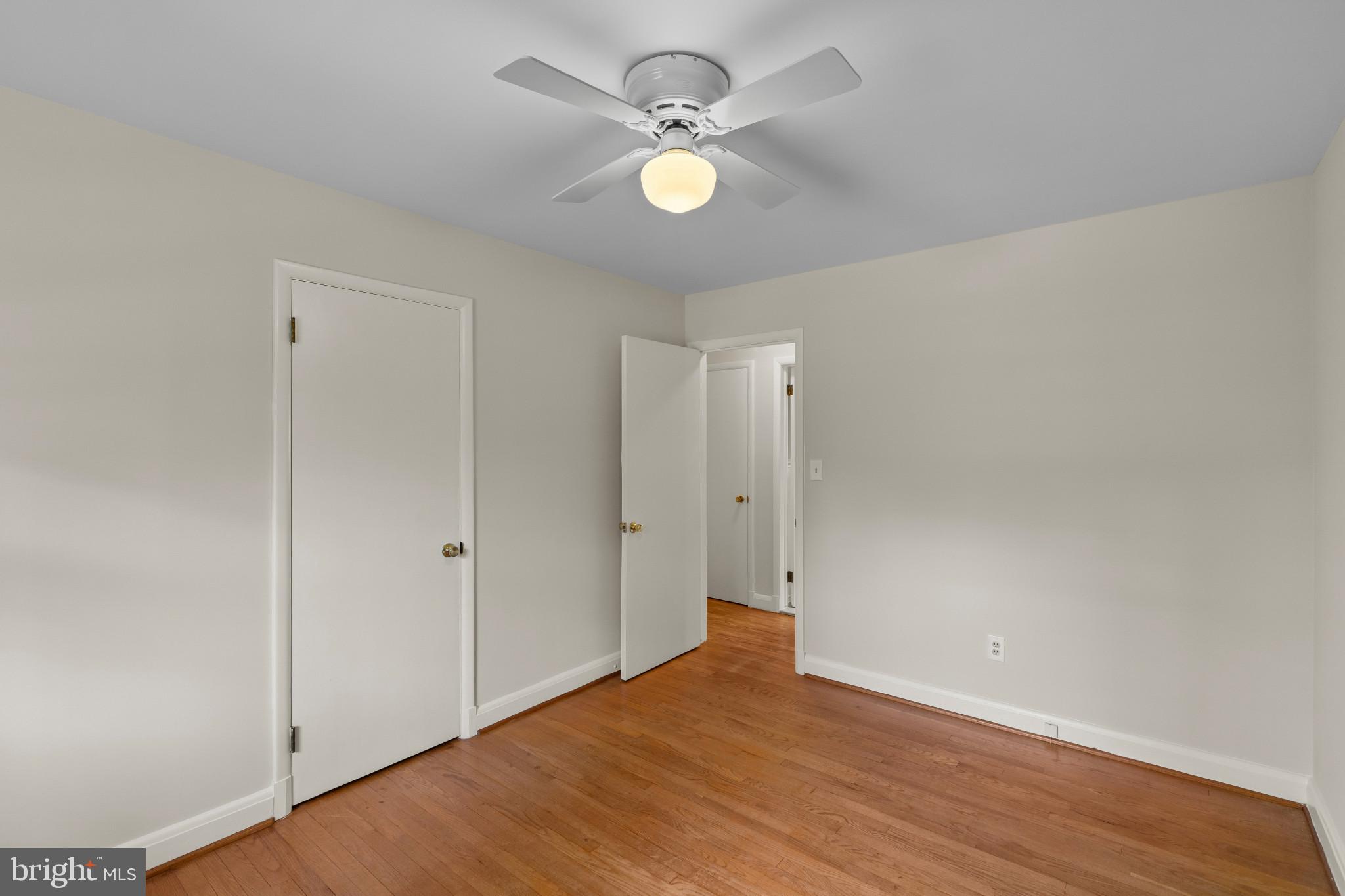 GLEN BROOK - Residential