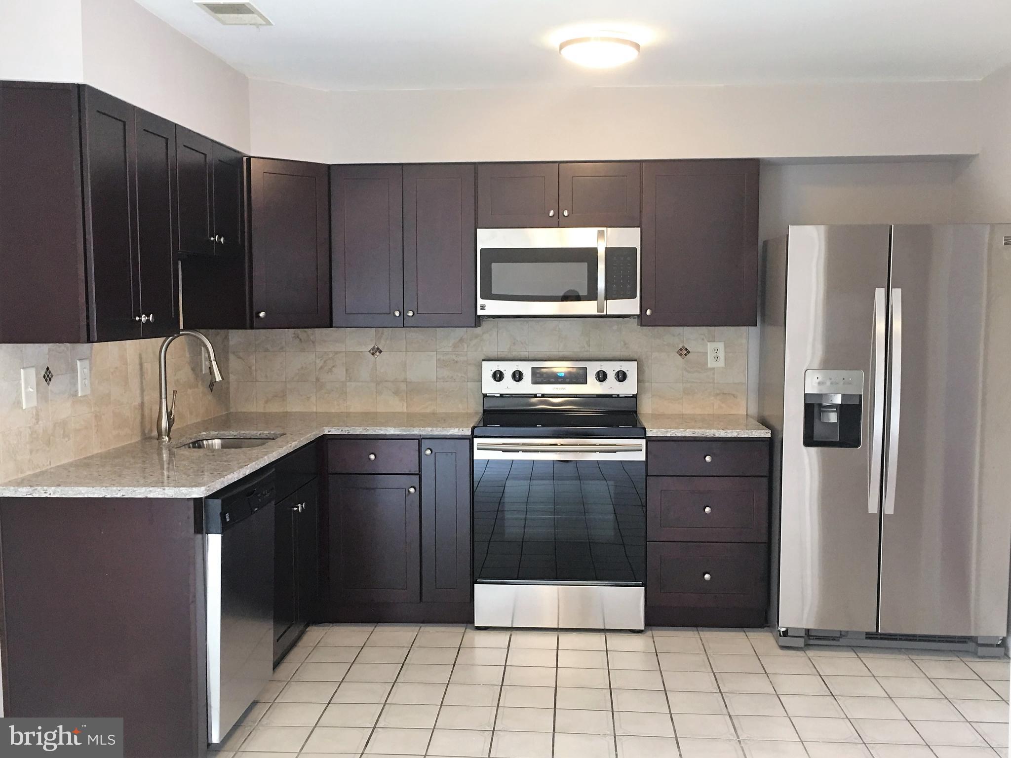 CHERRYWOOD CONDO - Residential Lease