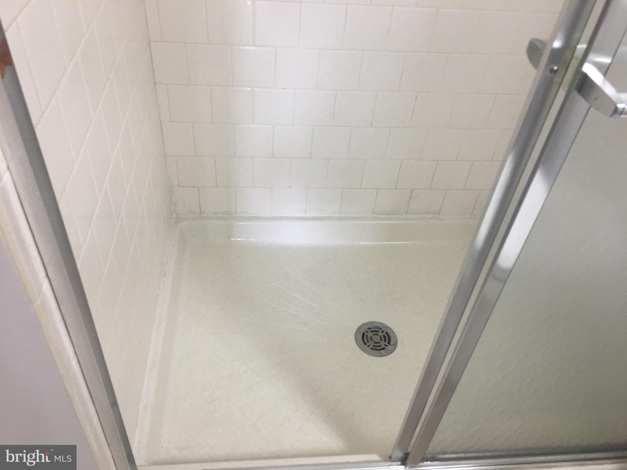 CHERRYWOOD CONDO - Residential Lease