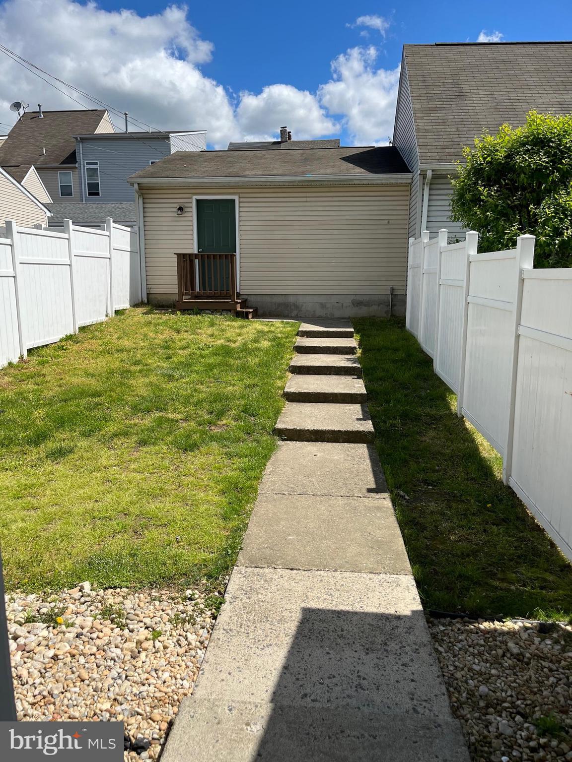 CAPITAL HEIGHTS - Residential