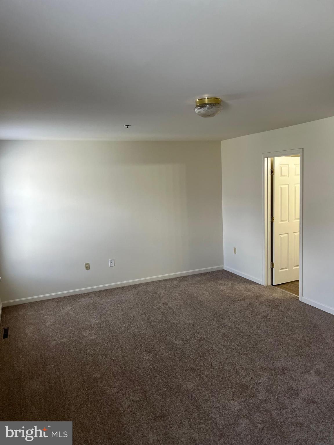 CAPITAL HEIGHTS - Residential