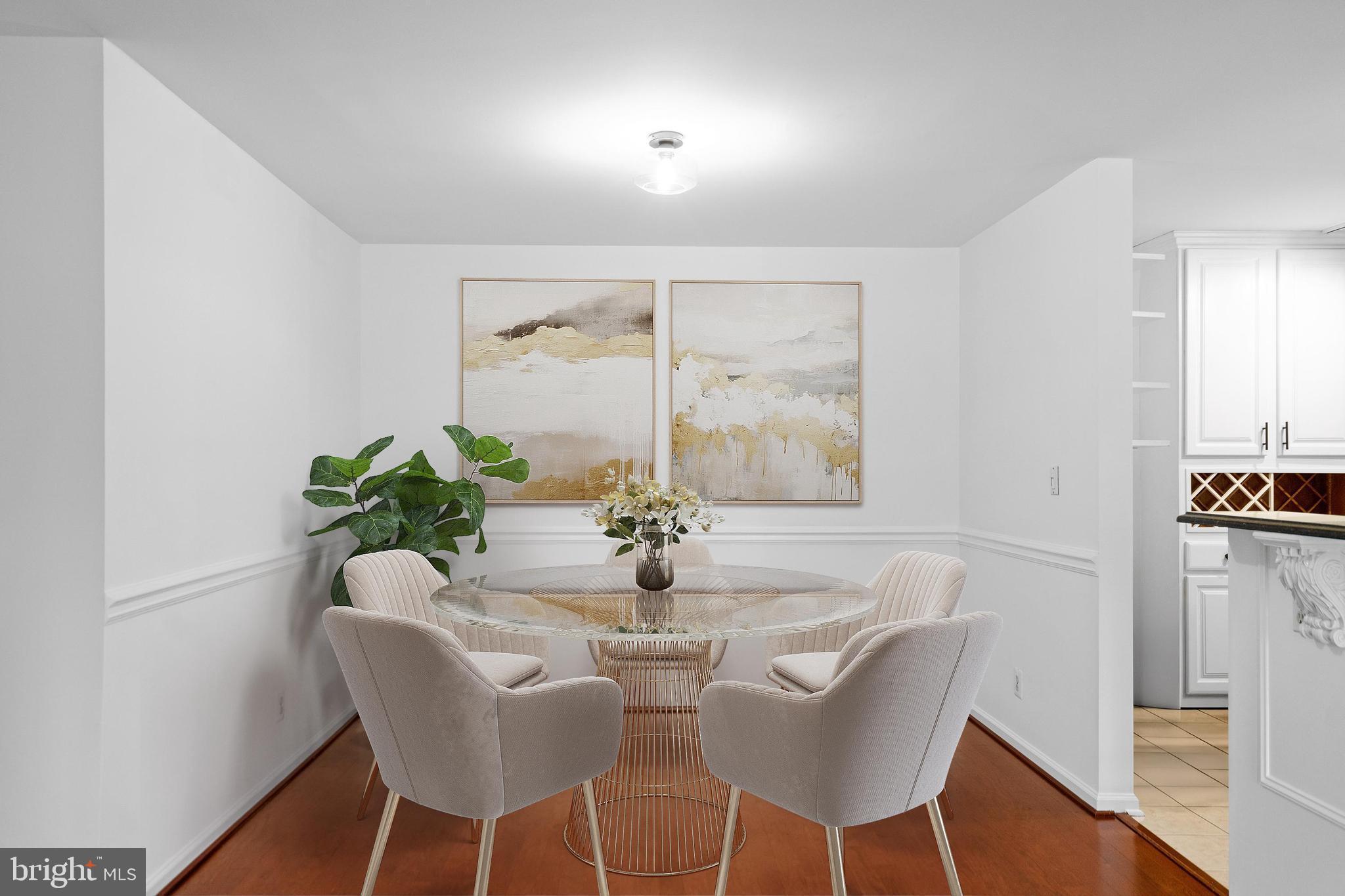 STRATFORD PLACE AT KINGS - Residential