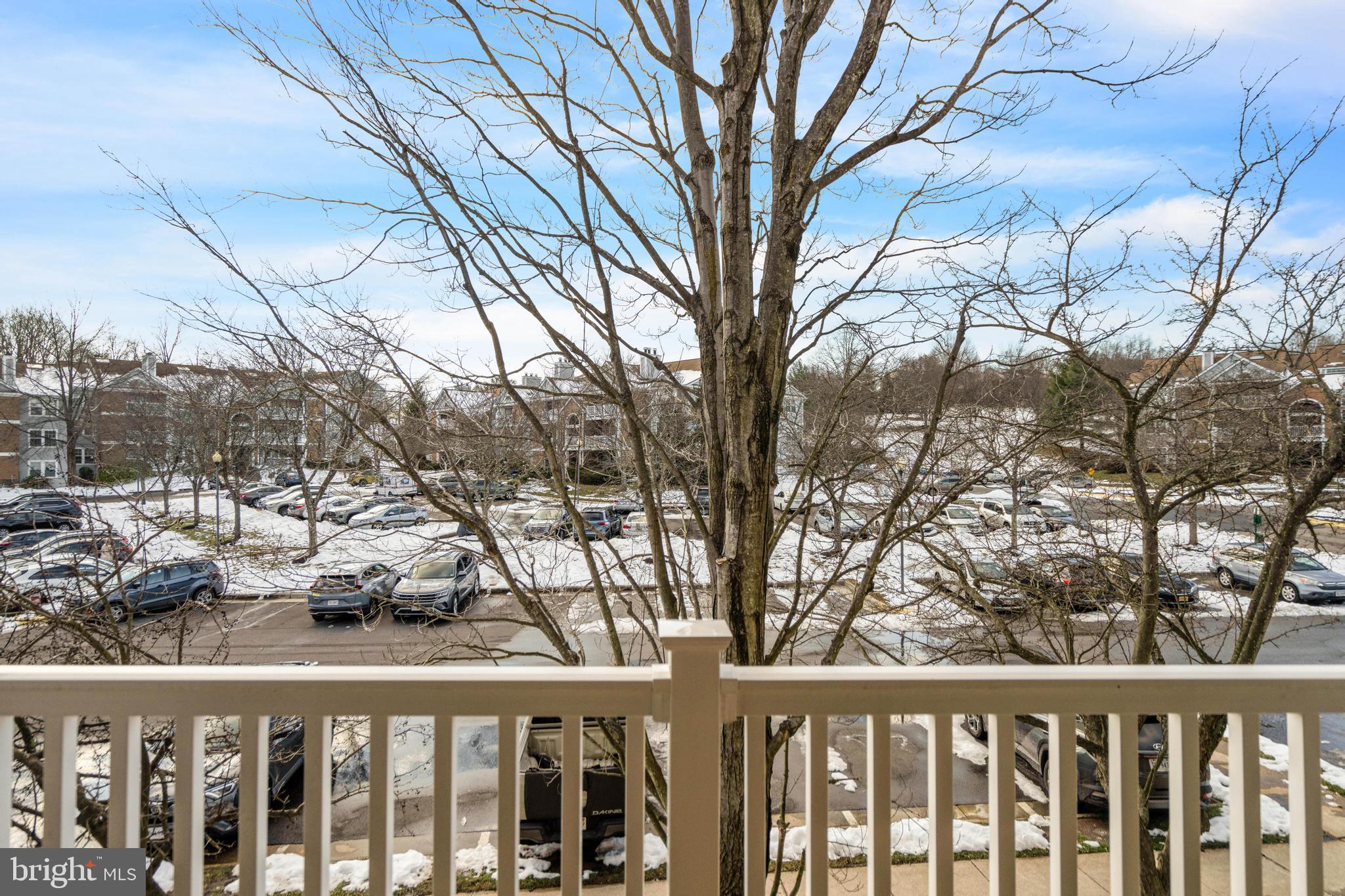 STRATFORD PLACE AT KINGS - Residential