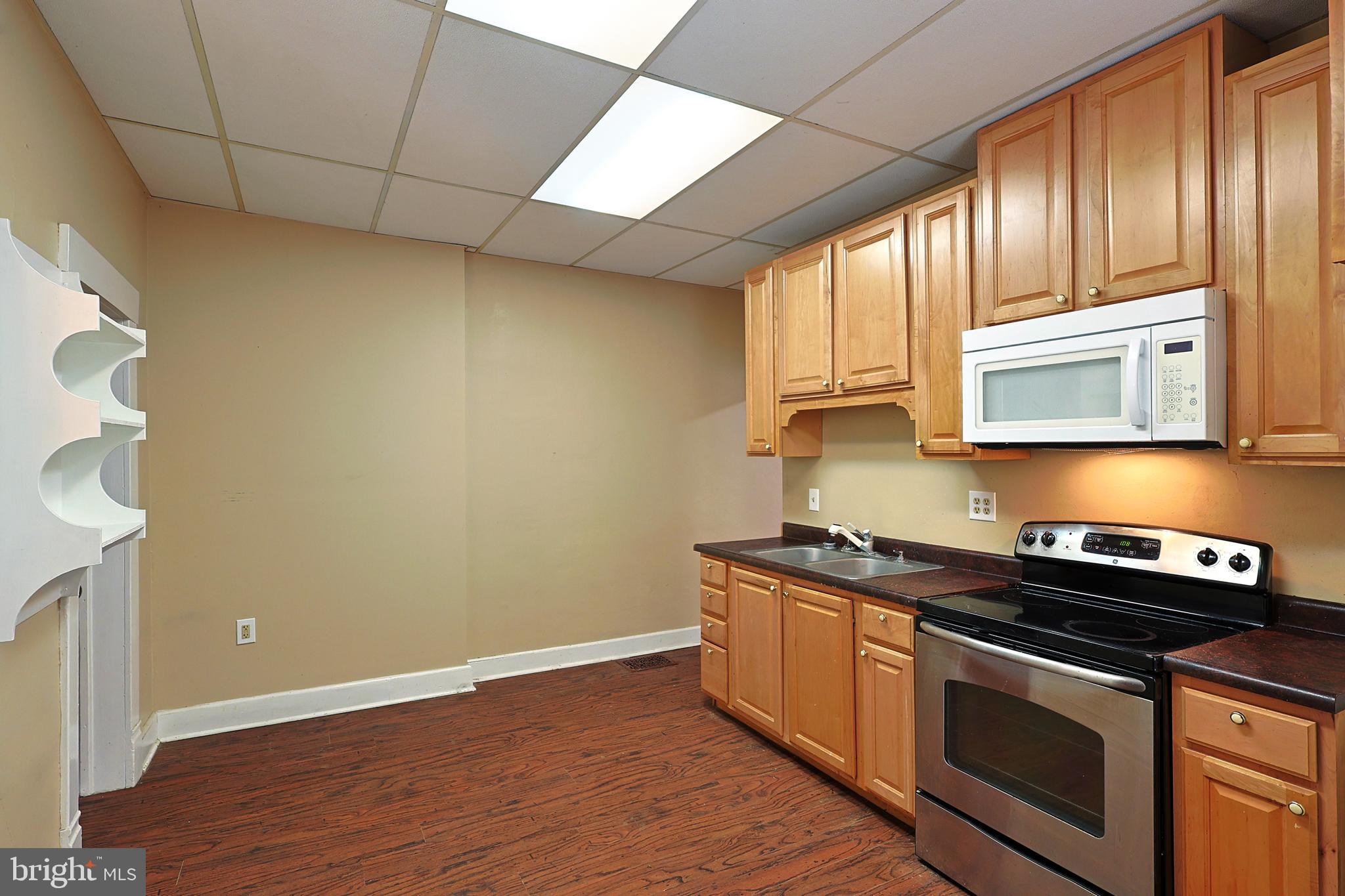 SOUTH END - Residential Lease