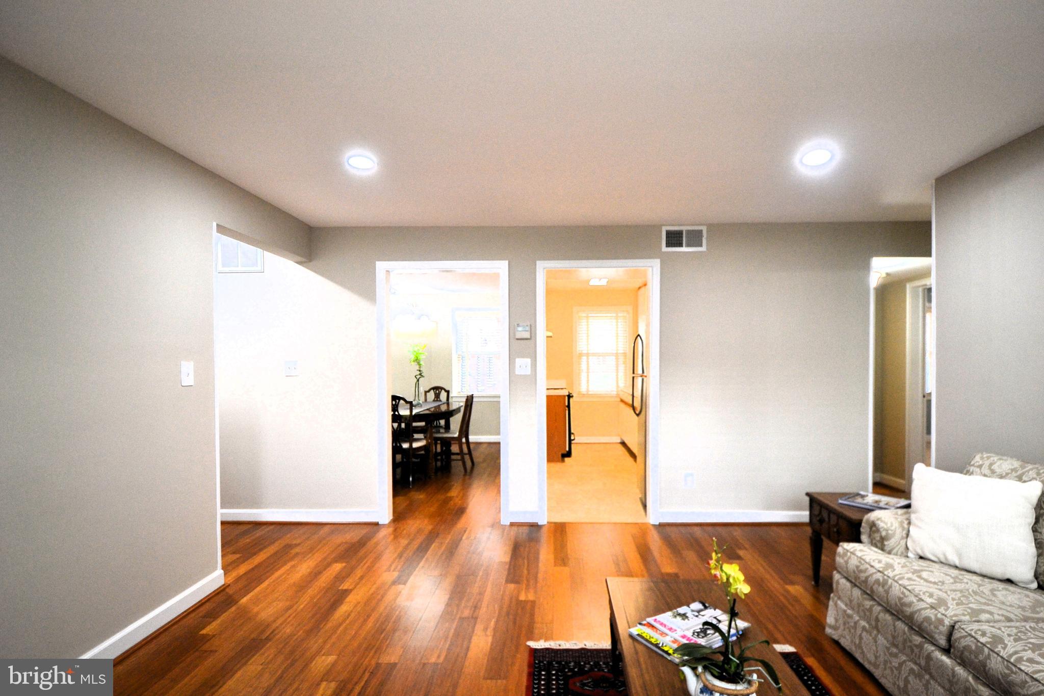 FAYETTE COURT - Residential