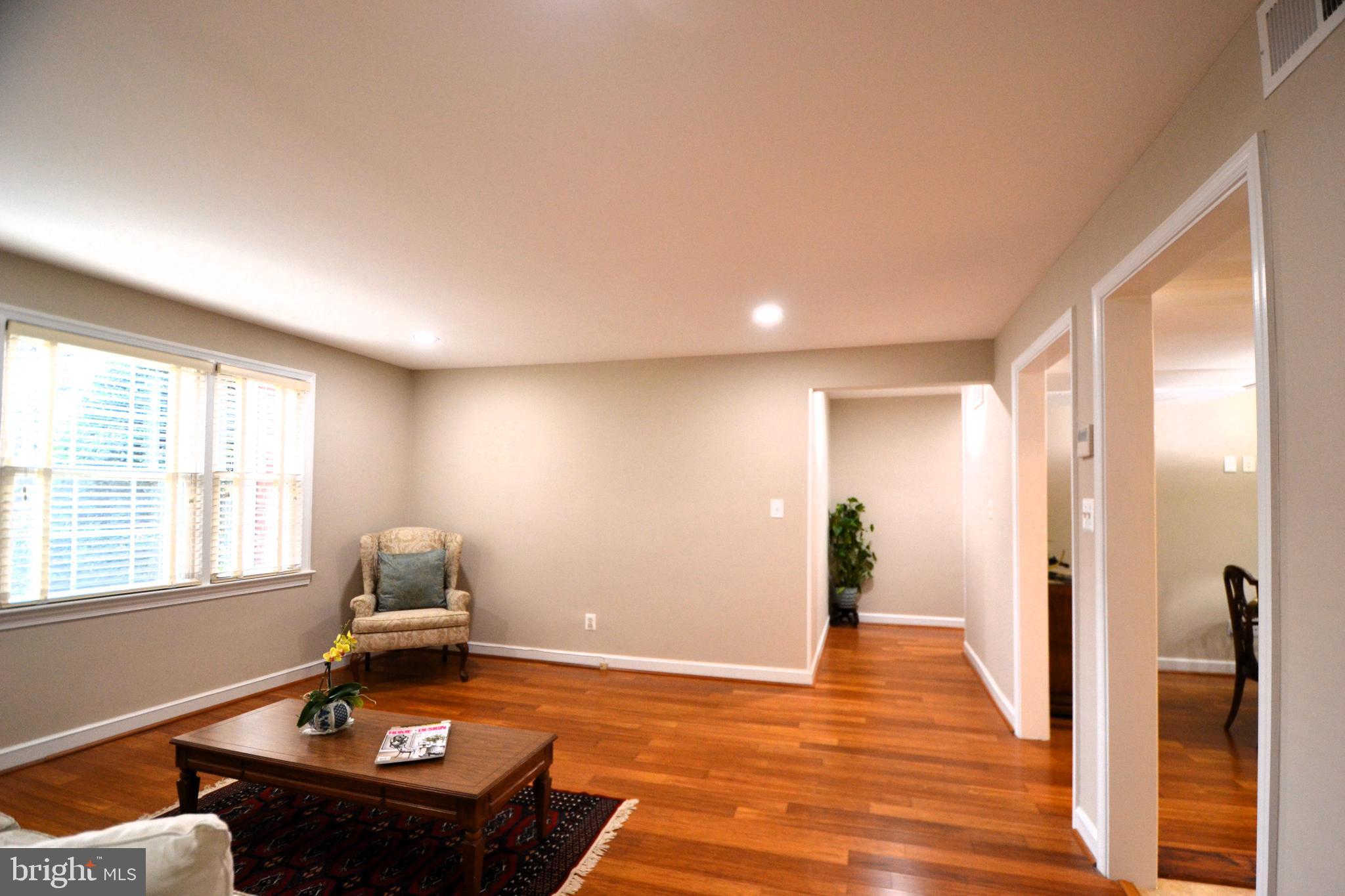 FAYETTE COURT - Residential