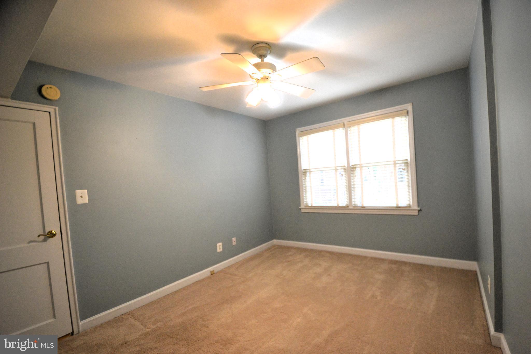 FAYETTE COURT - Residential