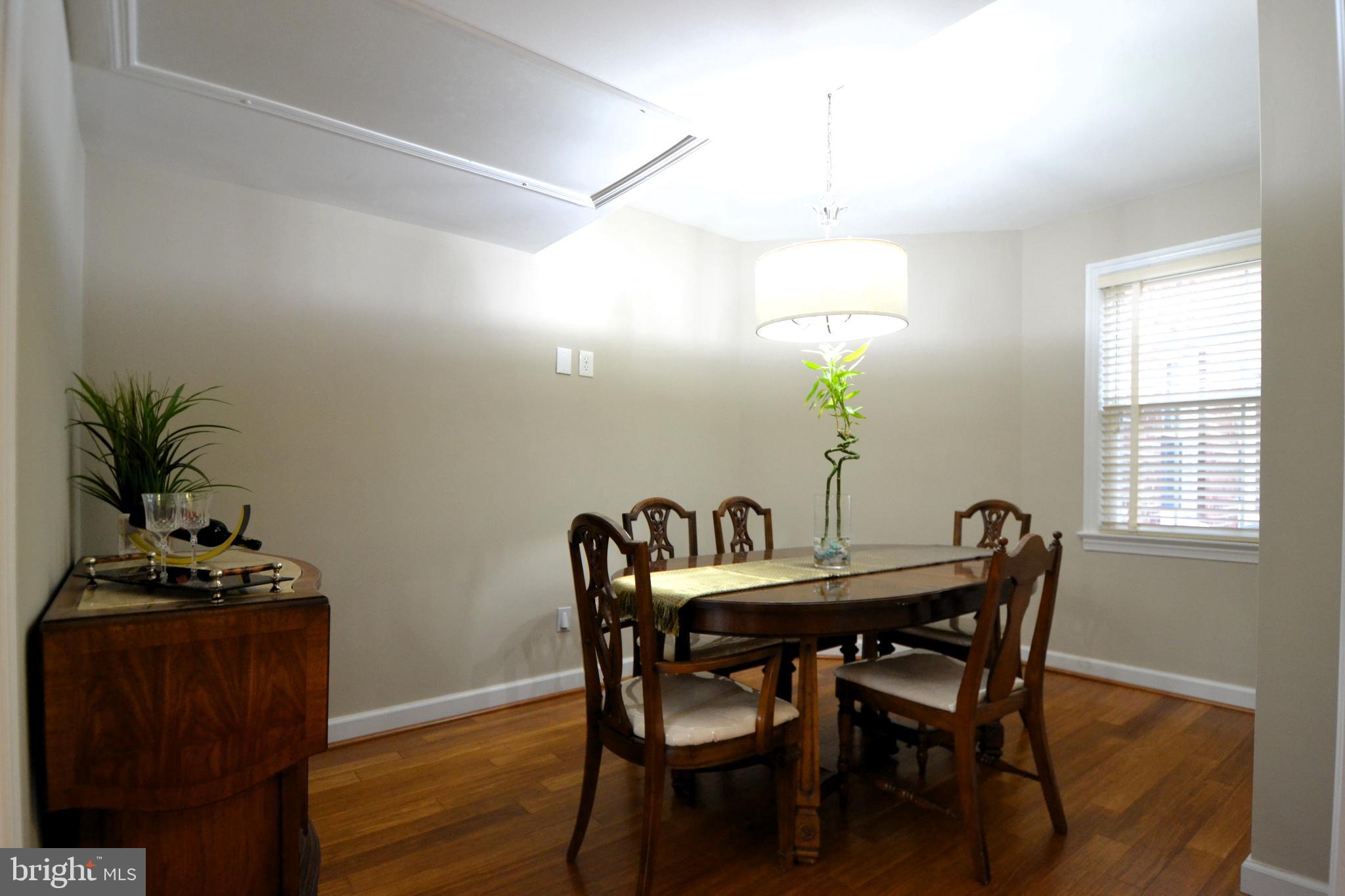 FAYETTE COURT - Residential