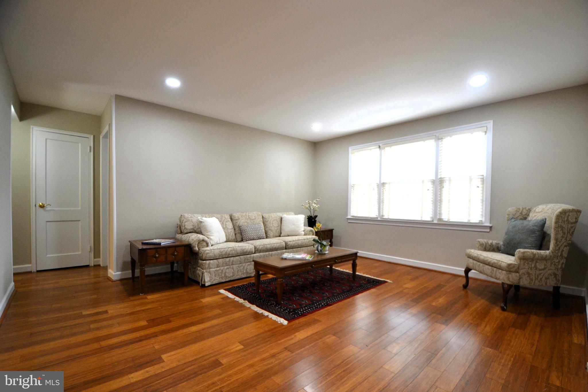FAYETTE COURT - Residential