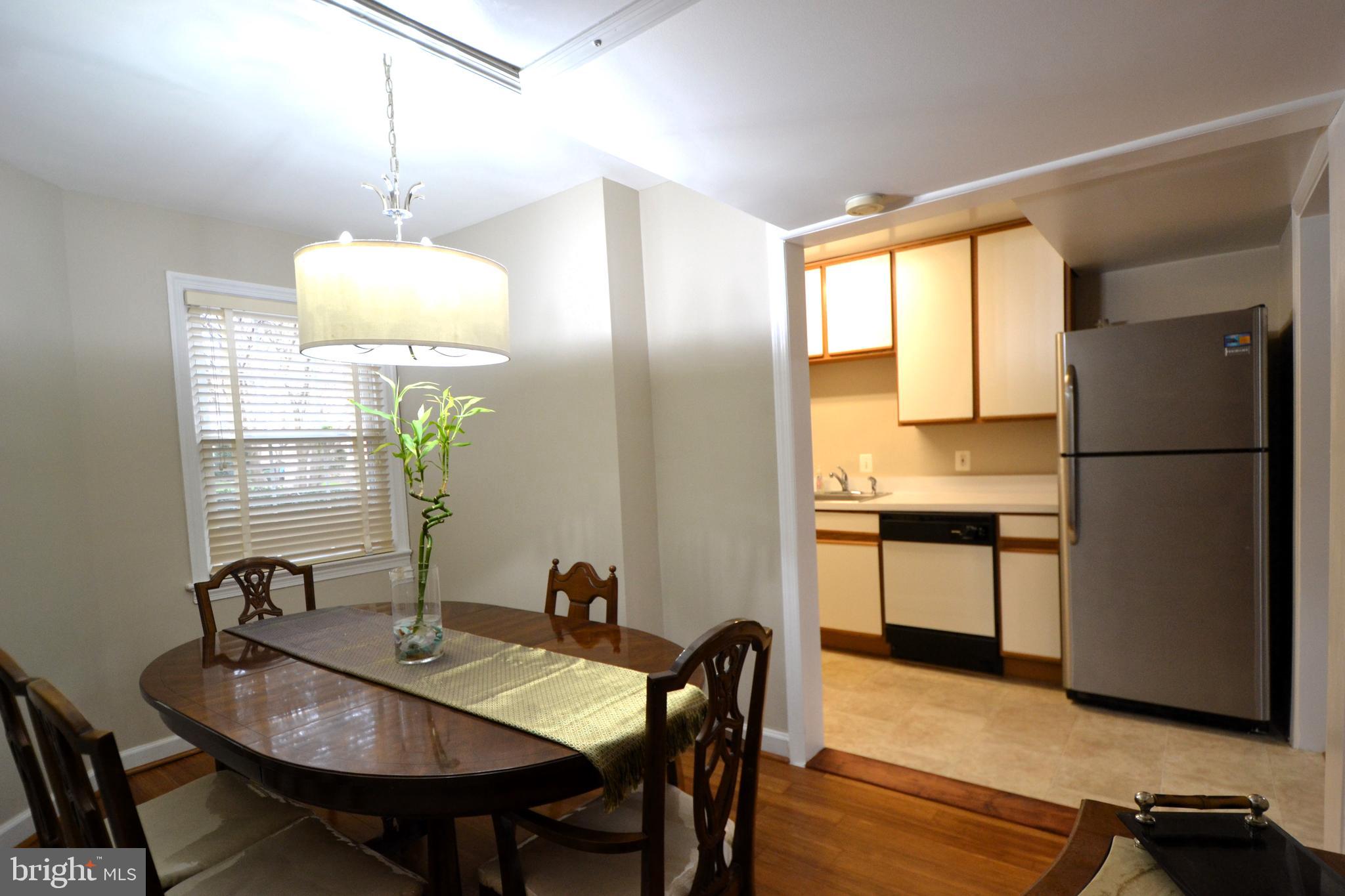 FAYETTE COURT - Residential