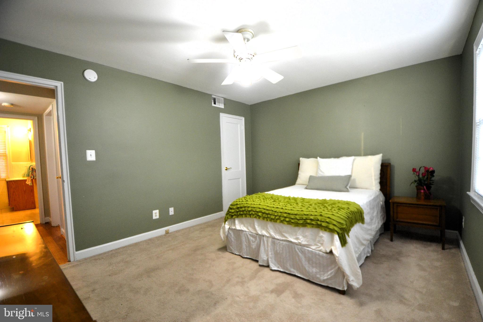 FAYETTE COURT - Residential