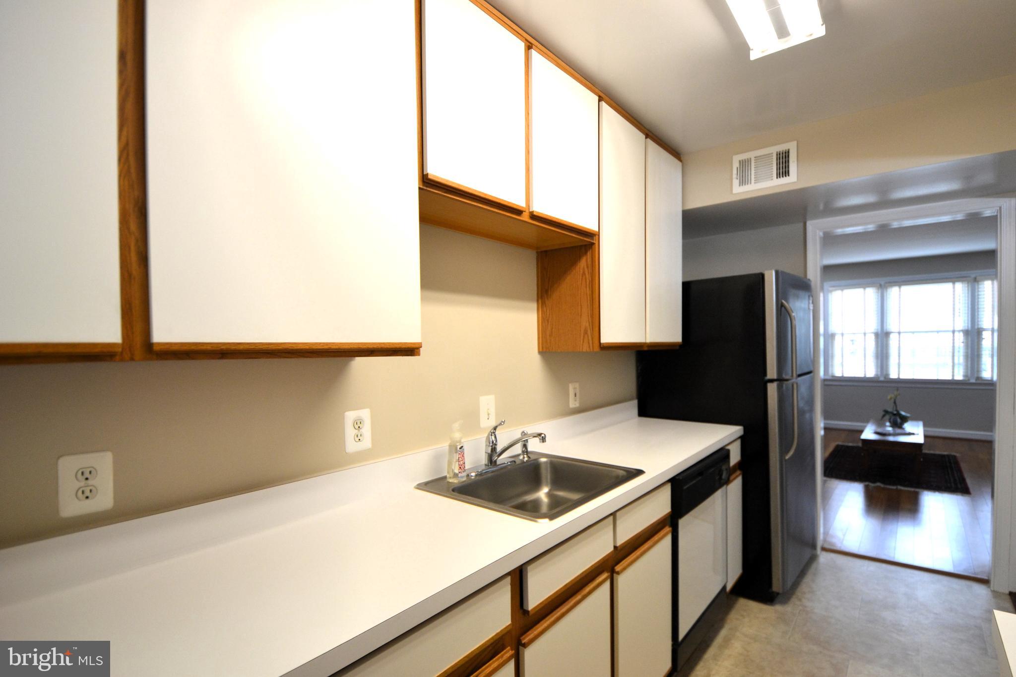 FAYETTE COURT - Residential