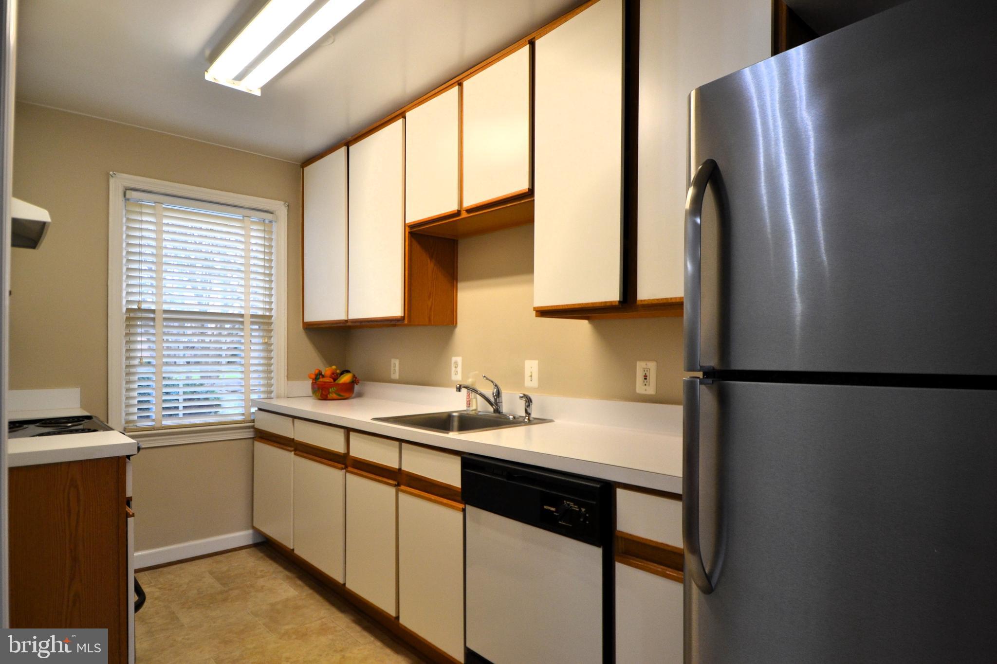 FAYETTE COURT - Residential