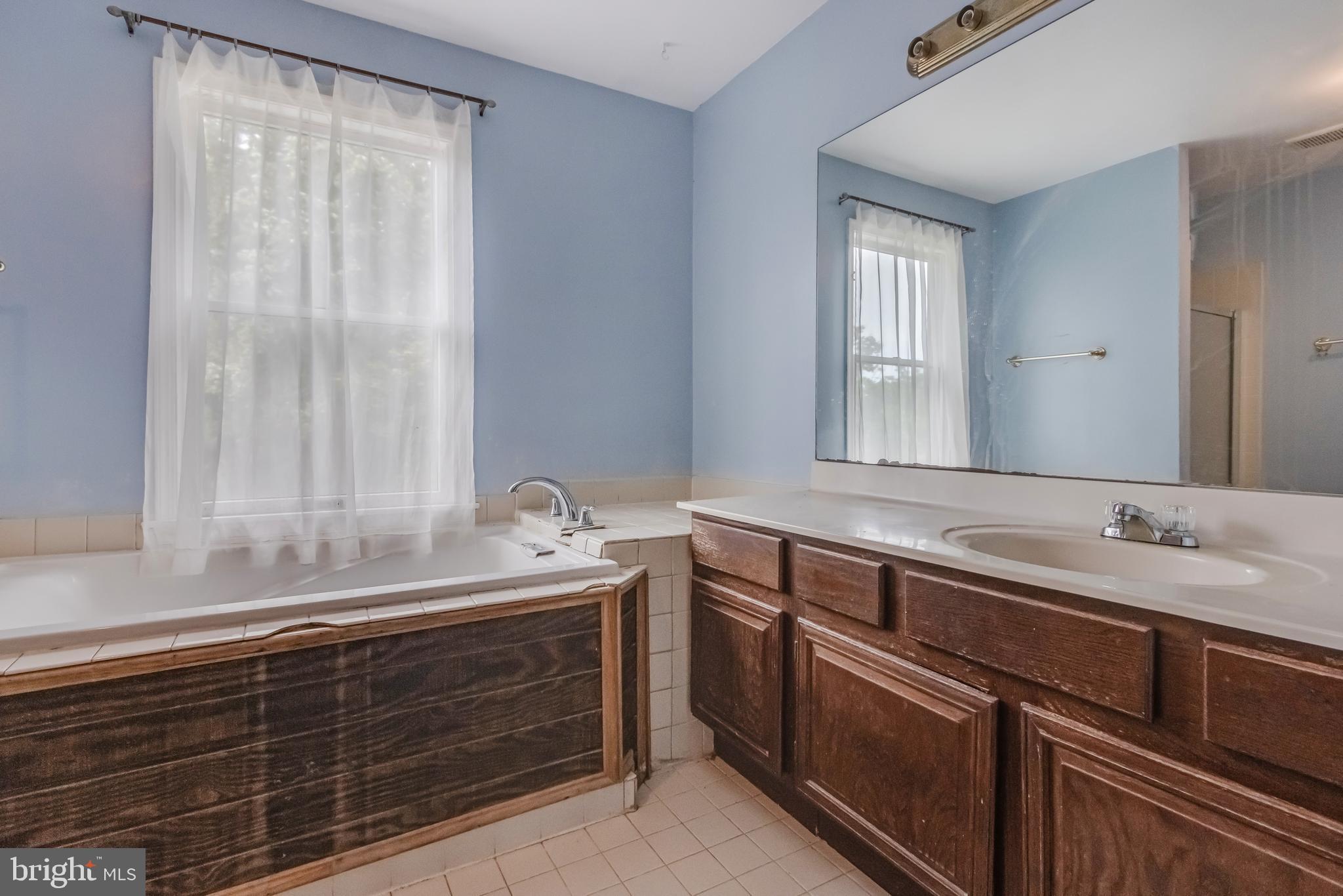 FAIRLAND FARMS - Residential