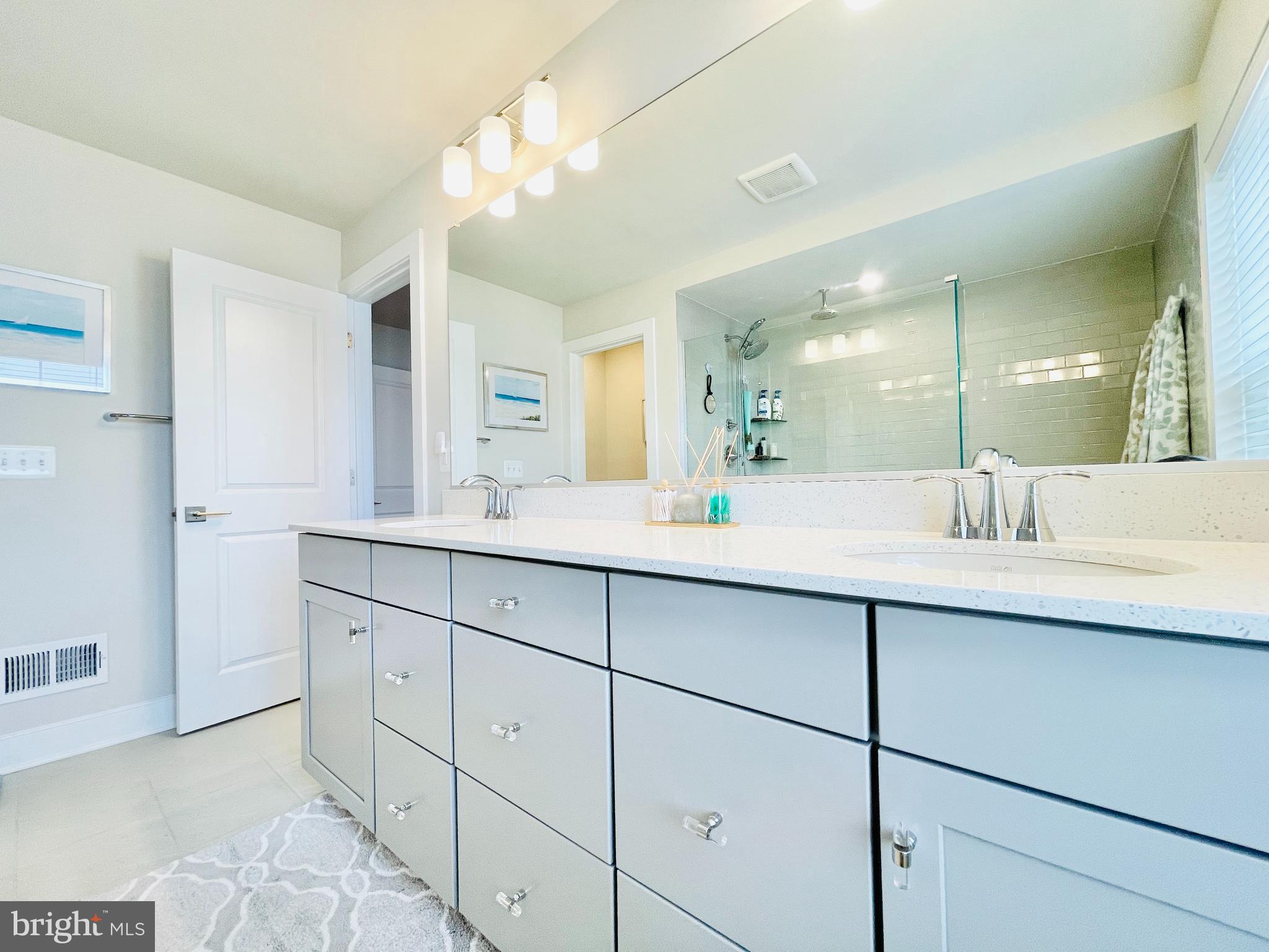 1470 MEADOWLARK GLEN ROAD