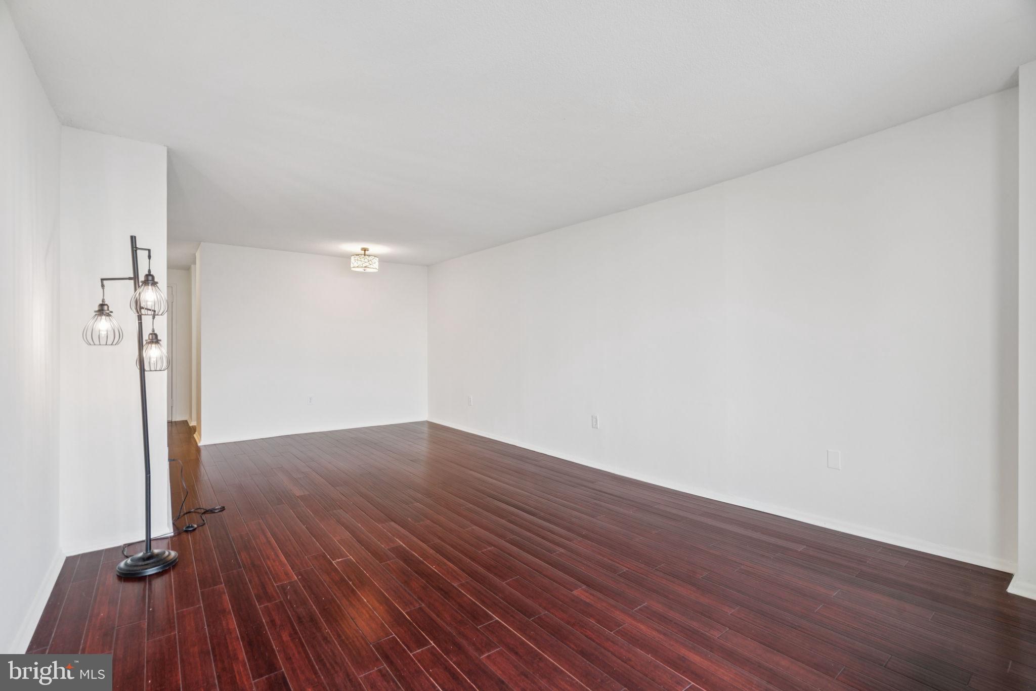 AVENUE OF THE ARTS - Residential