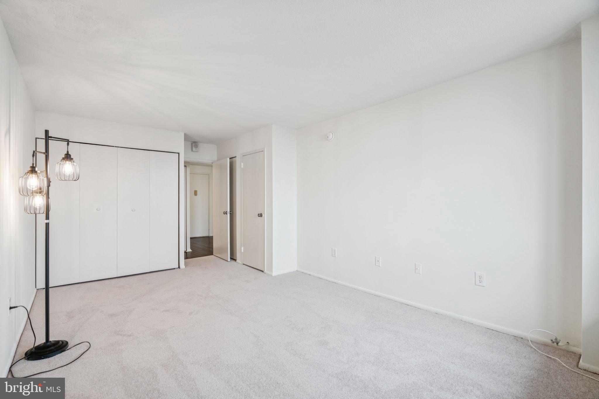 AVENUE OF THE ARTS - Residential