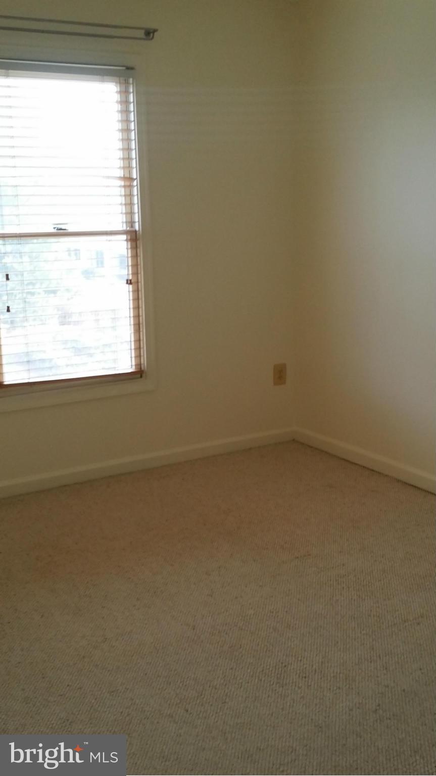 TRAVILAH CREST - Residential Lease