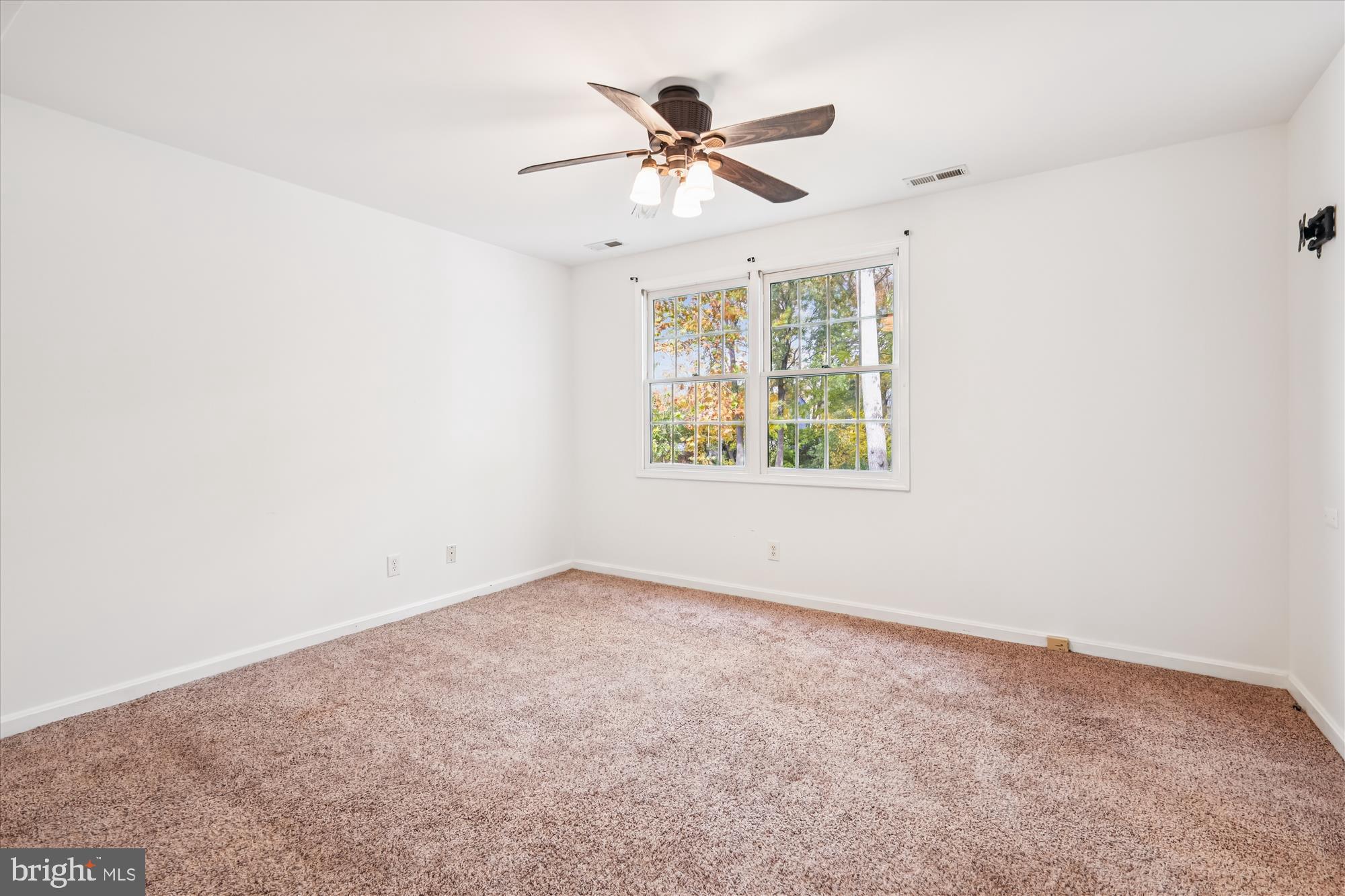 CLOVERFIELDS - Residential