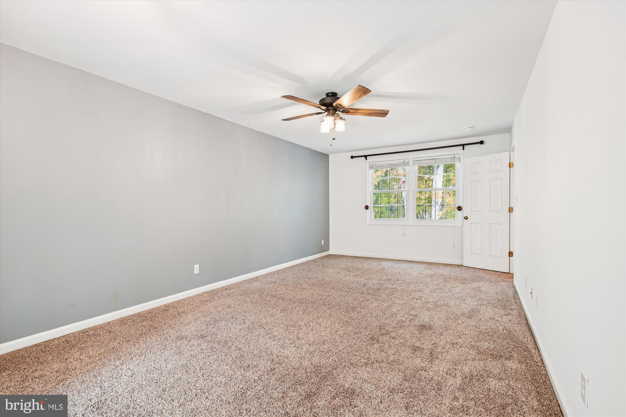 CLOVERFIELDS - Residential