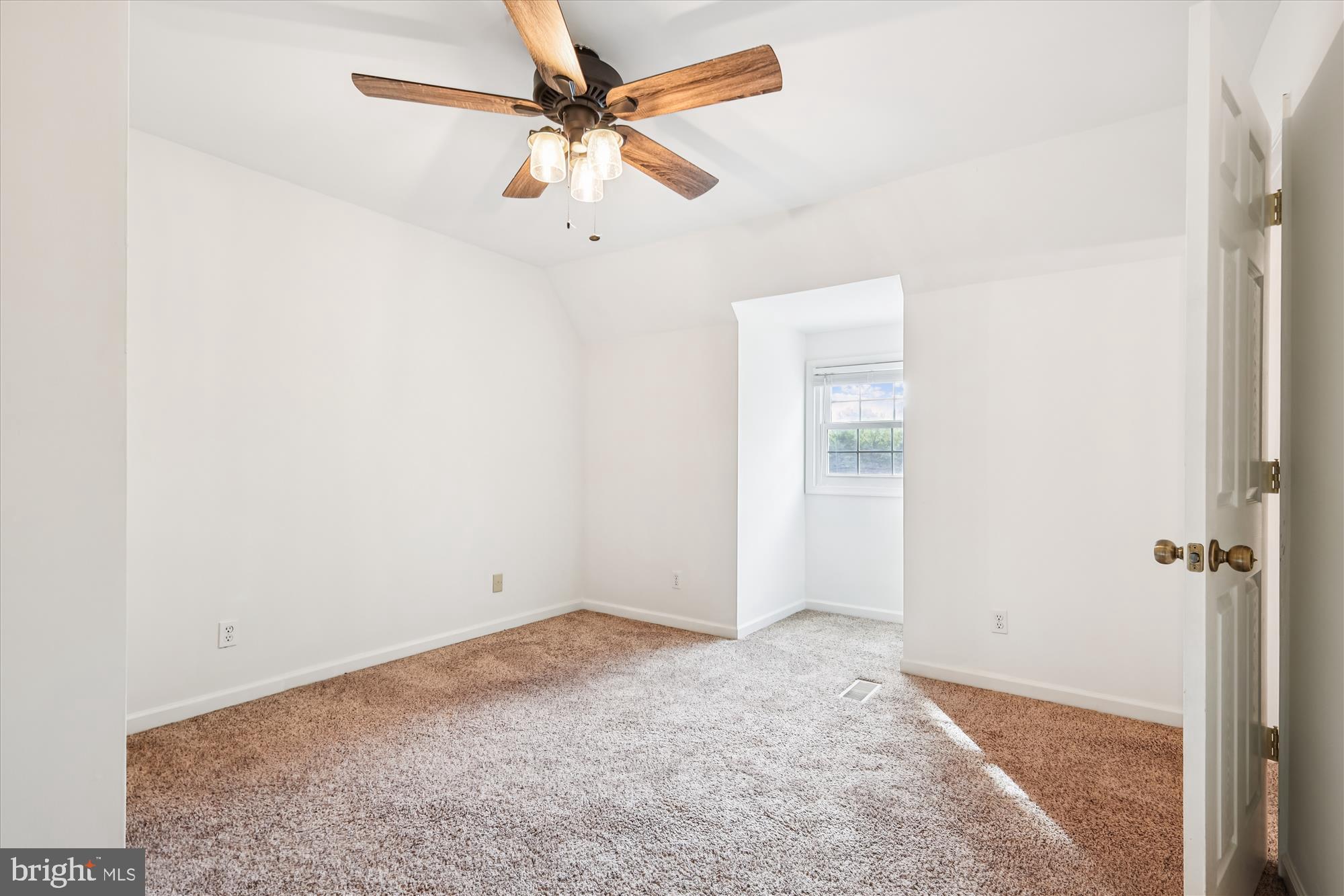 CLOVERFIELDS - Residential