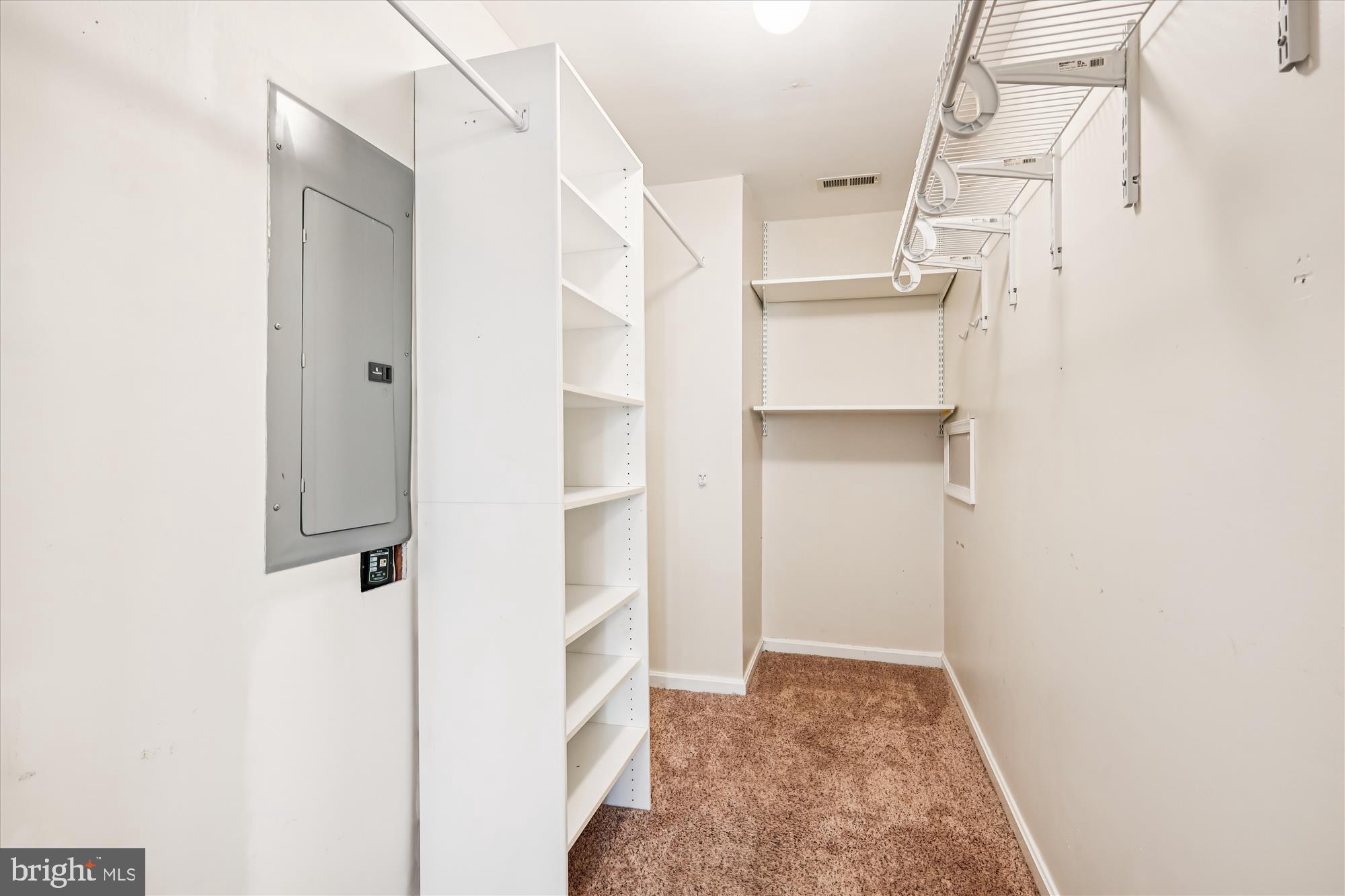 CLOVERFIELDS - Residential