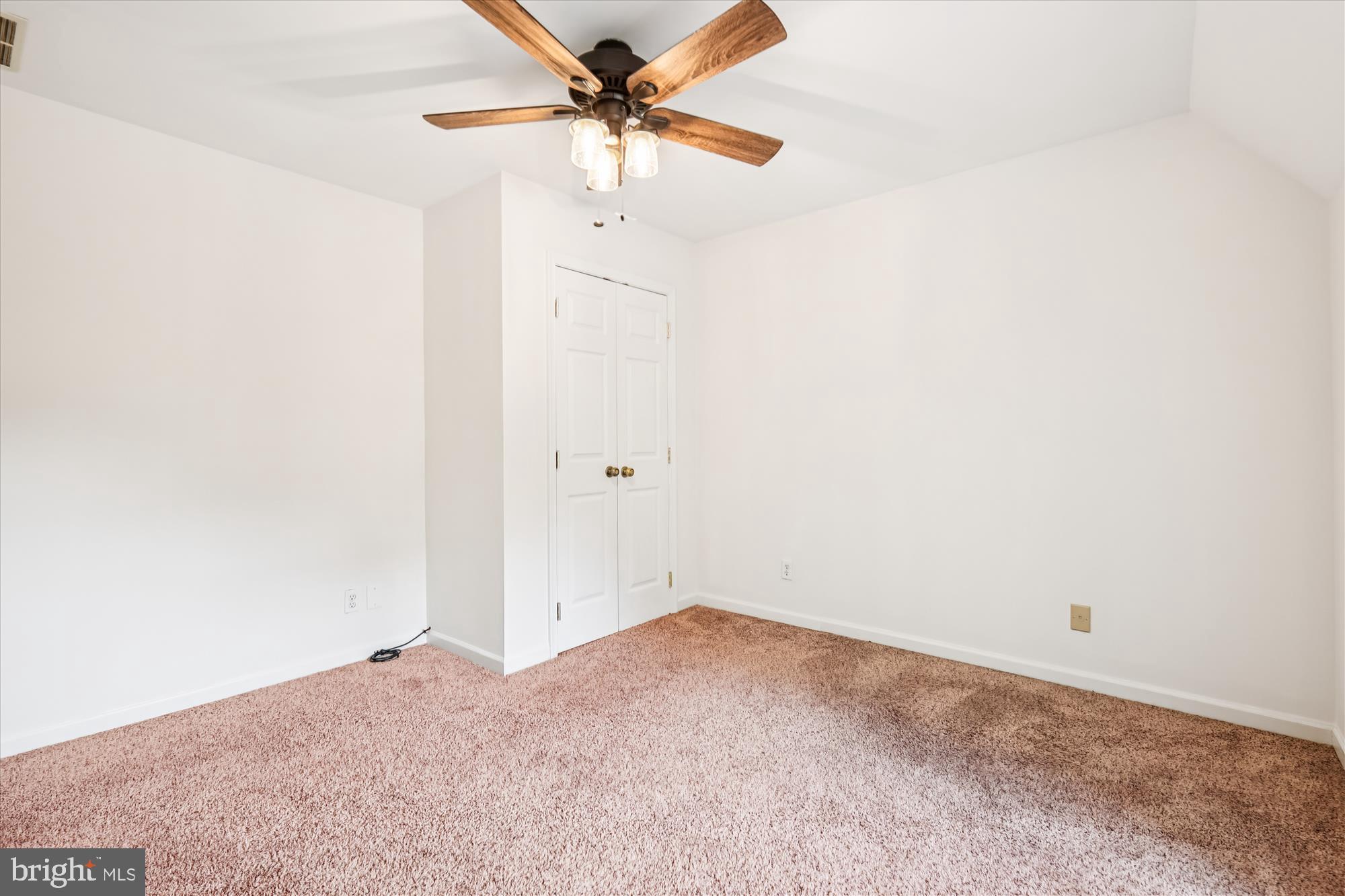 CLOVERFIELDS - Residential