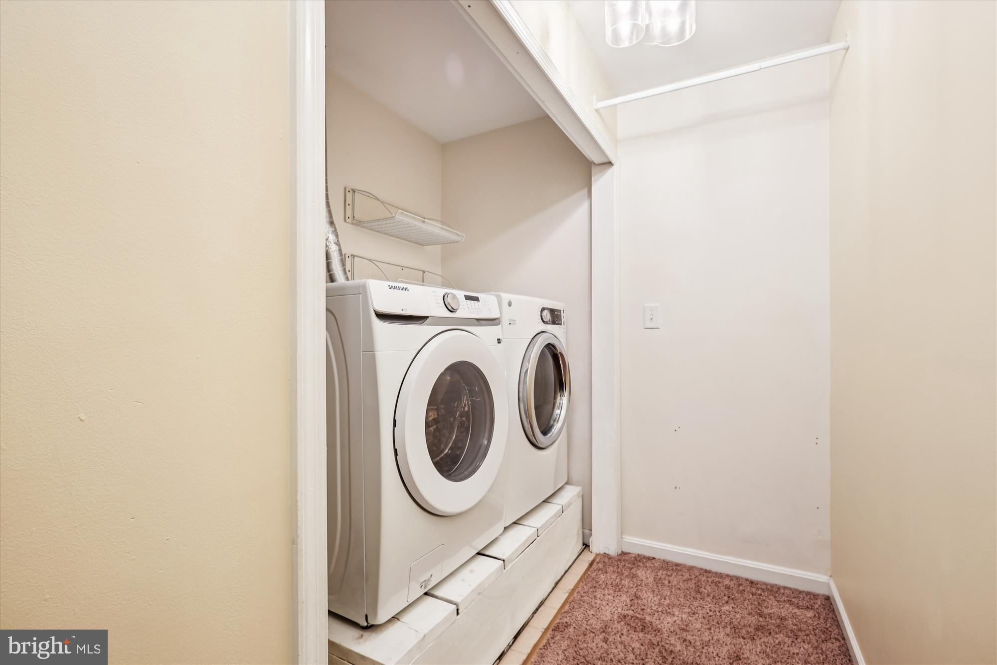 CLOVERFIELDS - Residential