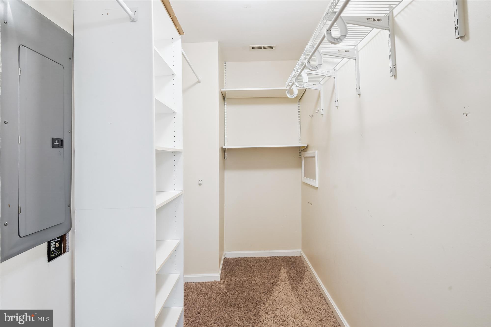 CLOVERFIELDS - Residential