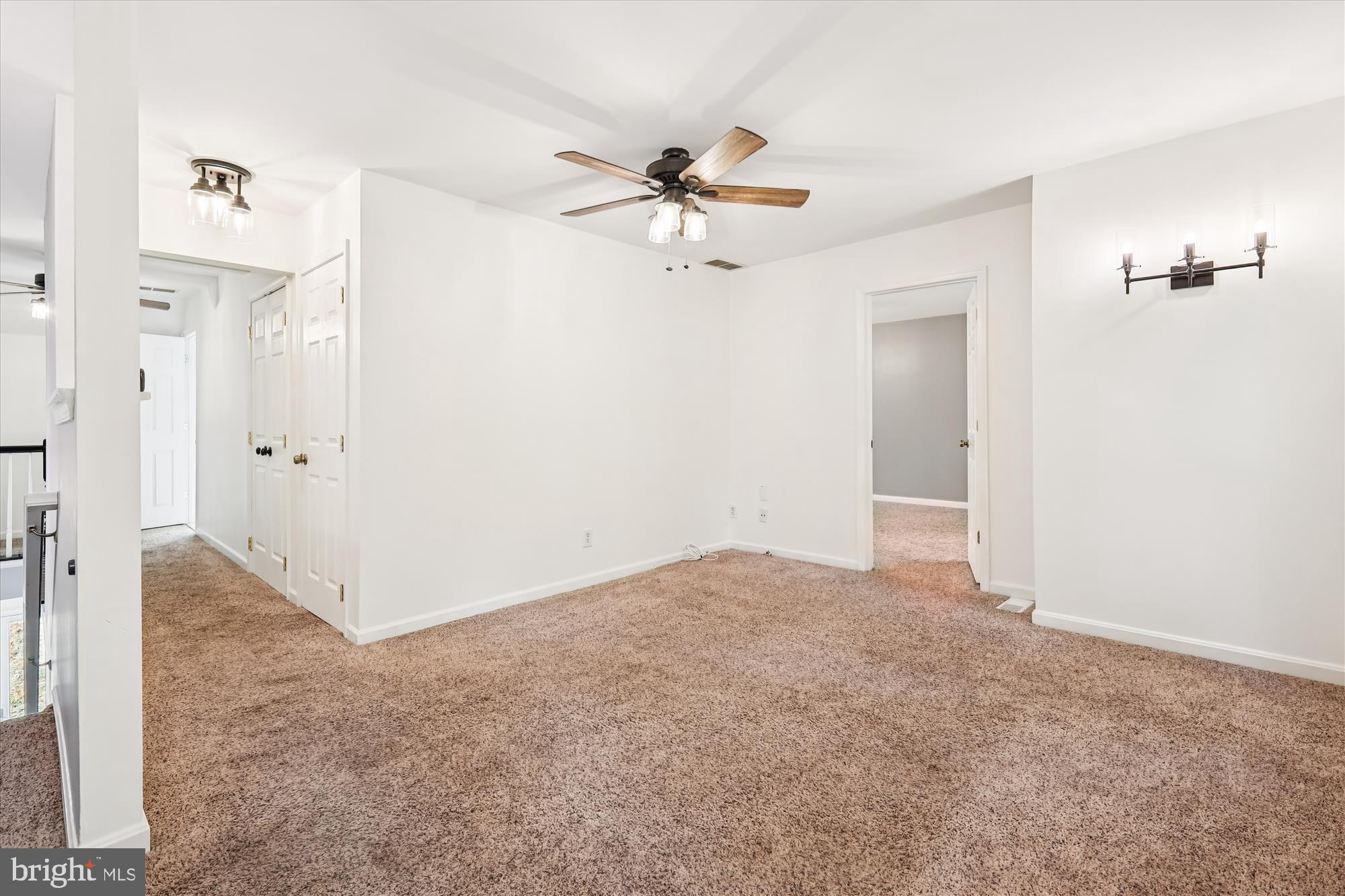 CLOVERFIELDS - Residential